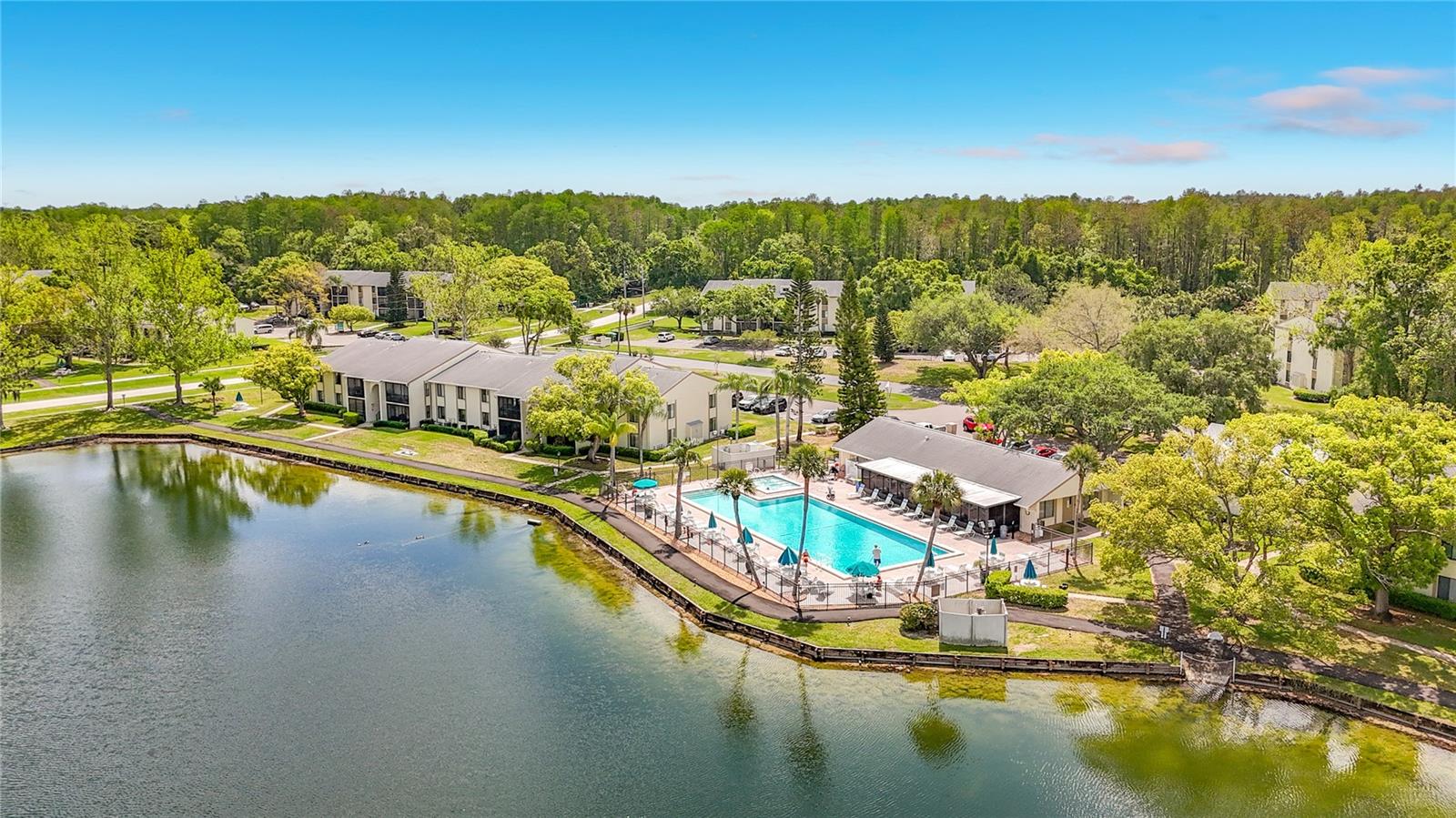 Image 43 of 53 For 1372 Pine Ridge Circle E H3