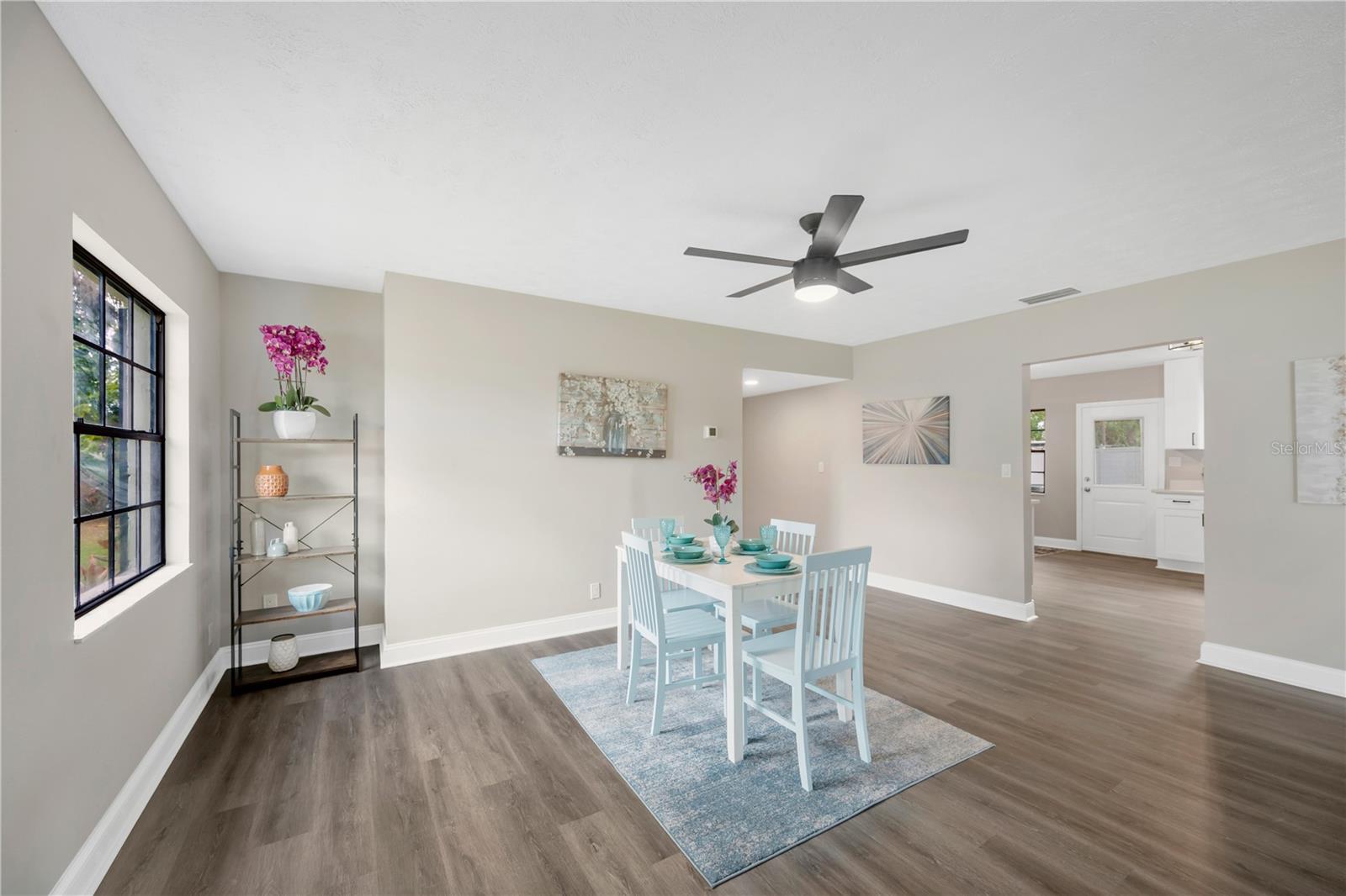 Image 17 of 37 For 7502 Lone Star Place