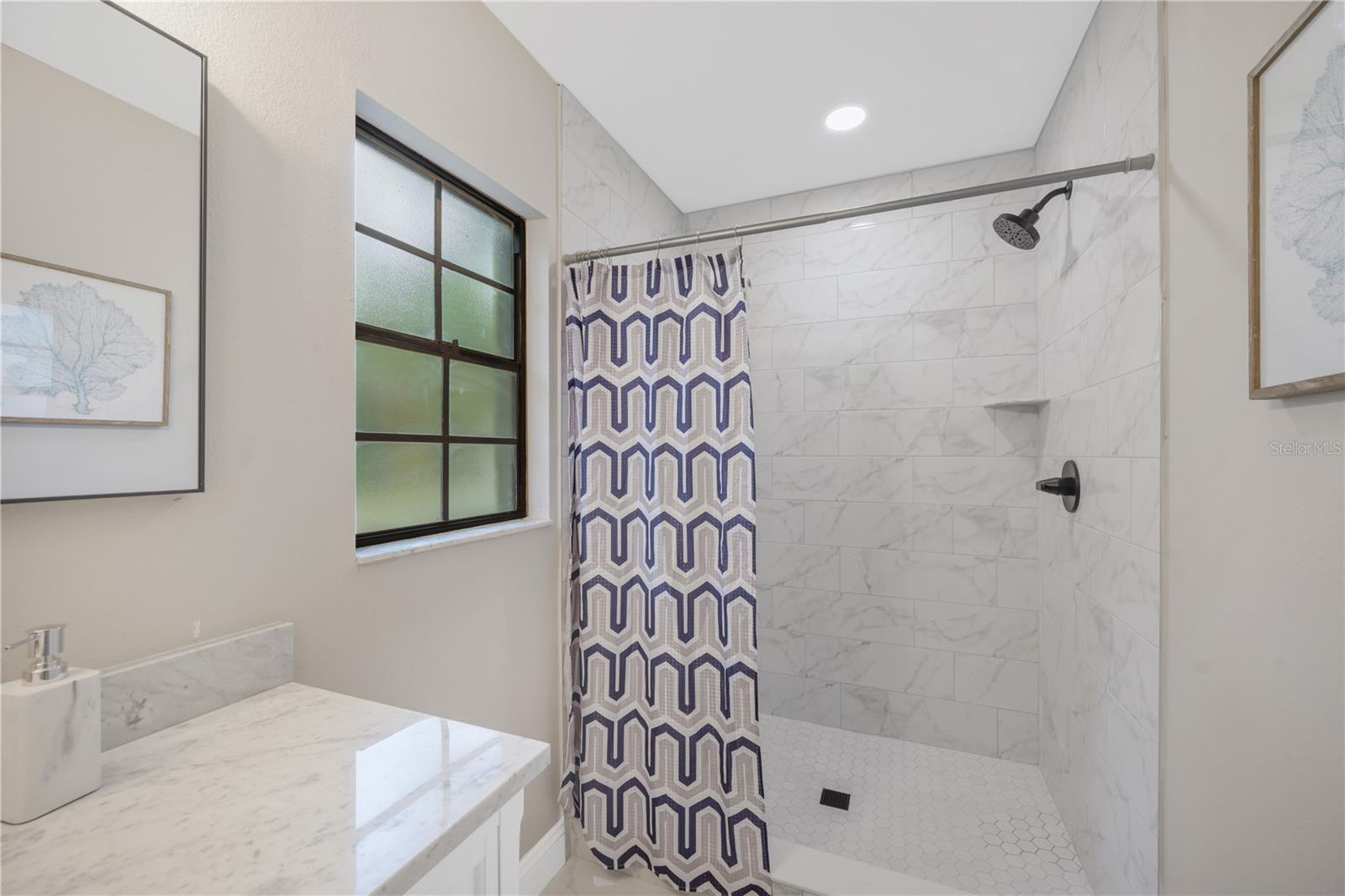 Image 19 of 37 For 7502 Lone Star Place