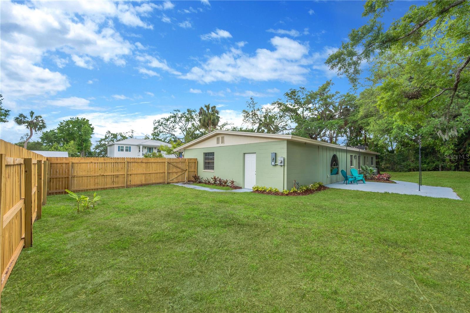 Image 23 of 37 For 7502 Lone Star Place