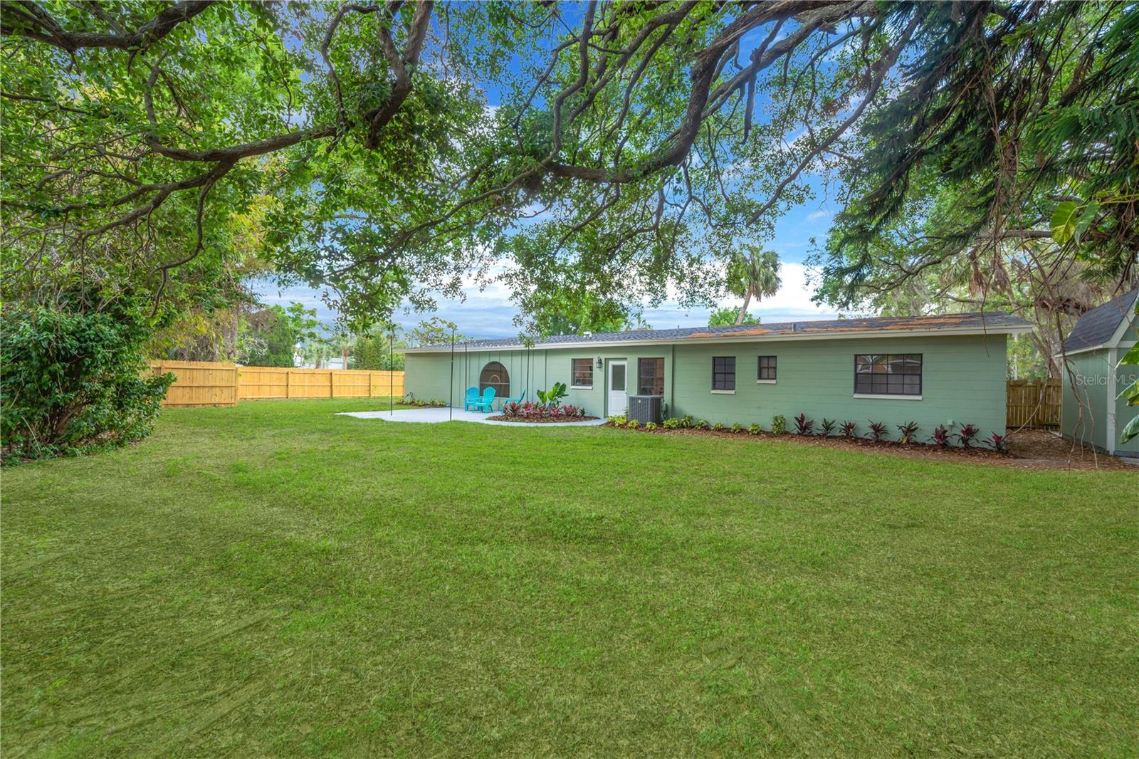 Image 28 of 37 For 7502 Lone Star Place