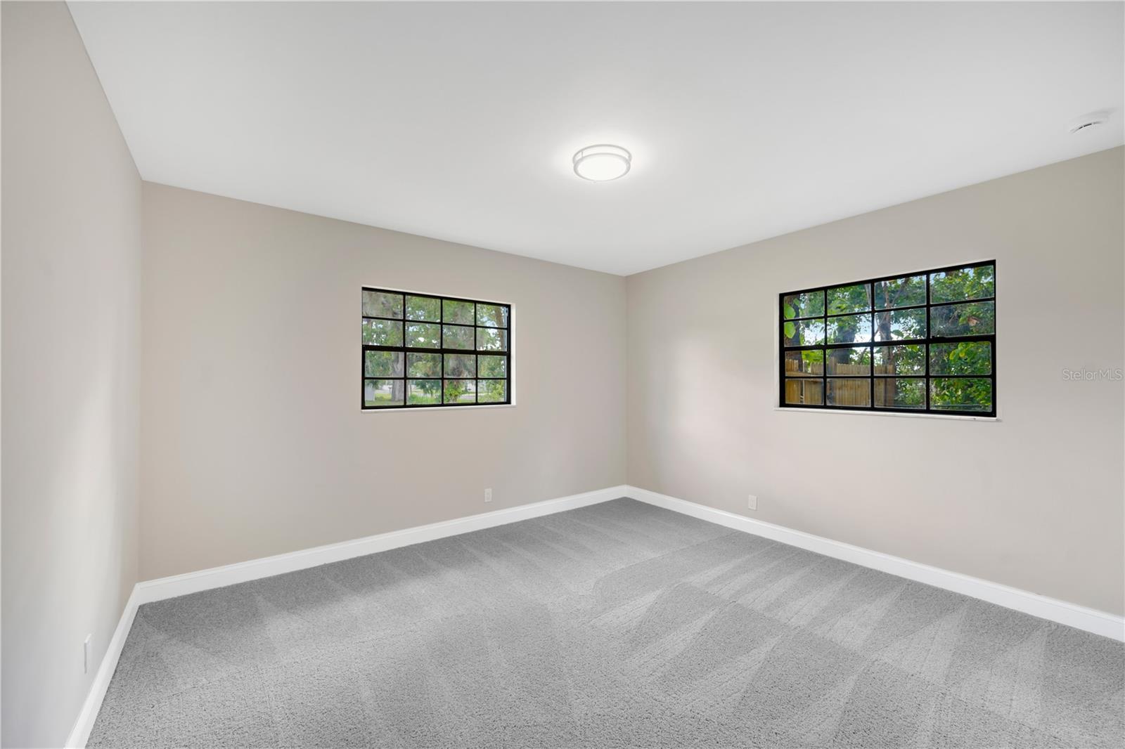 Image 31 of 37 For 7502 Lone Star Place