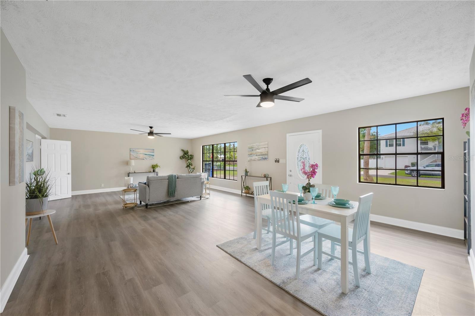 Image 5 of 37 For 7502 Lone Star Place