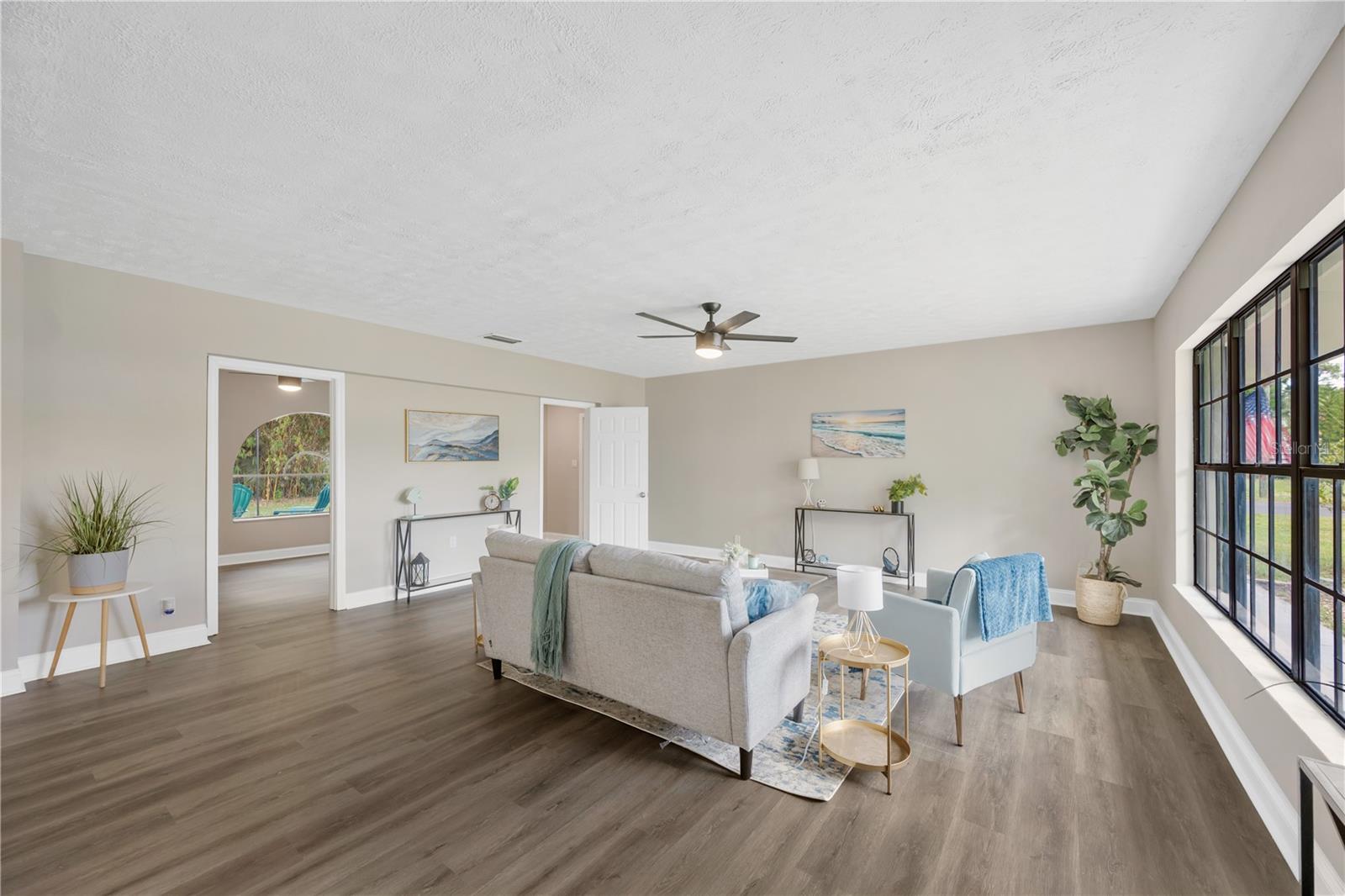 Image 6 of 37 For 7502 Lone Star Place