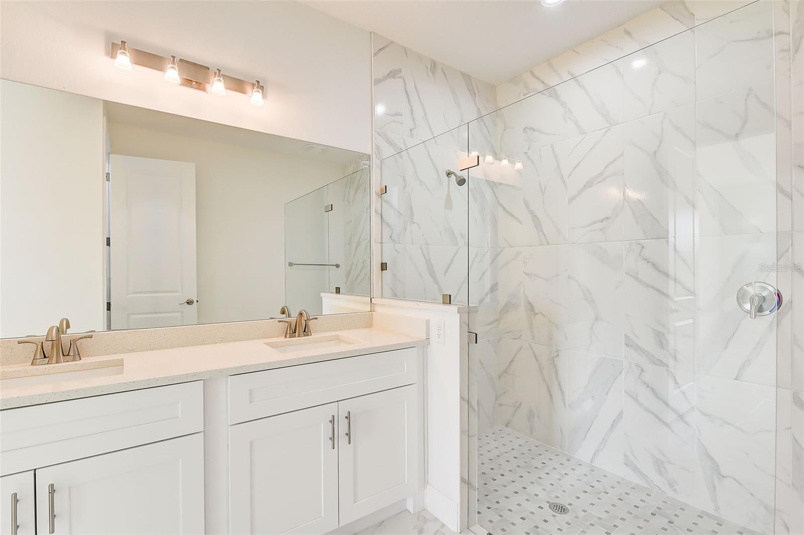 Image 29 of 48 For 3889 Walker Road