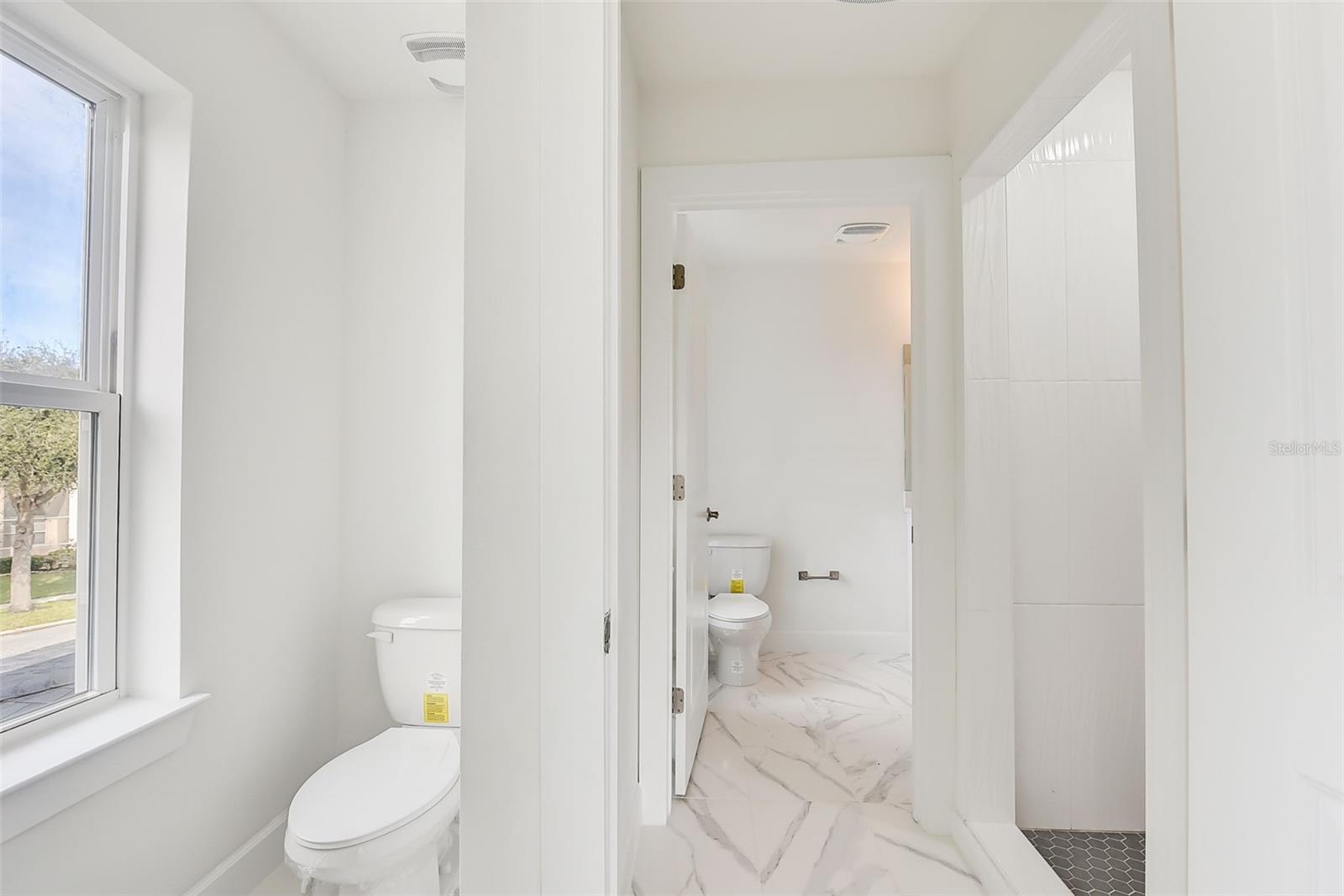 Image 36 of 48 For 3889 Walker Road