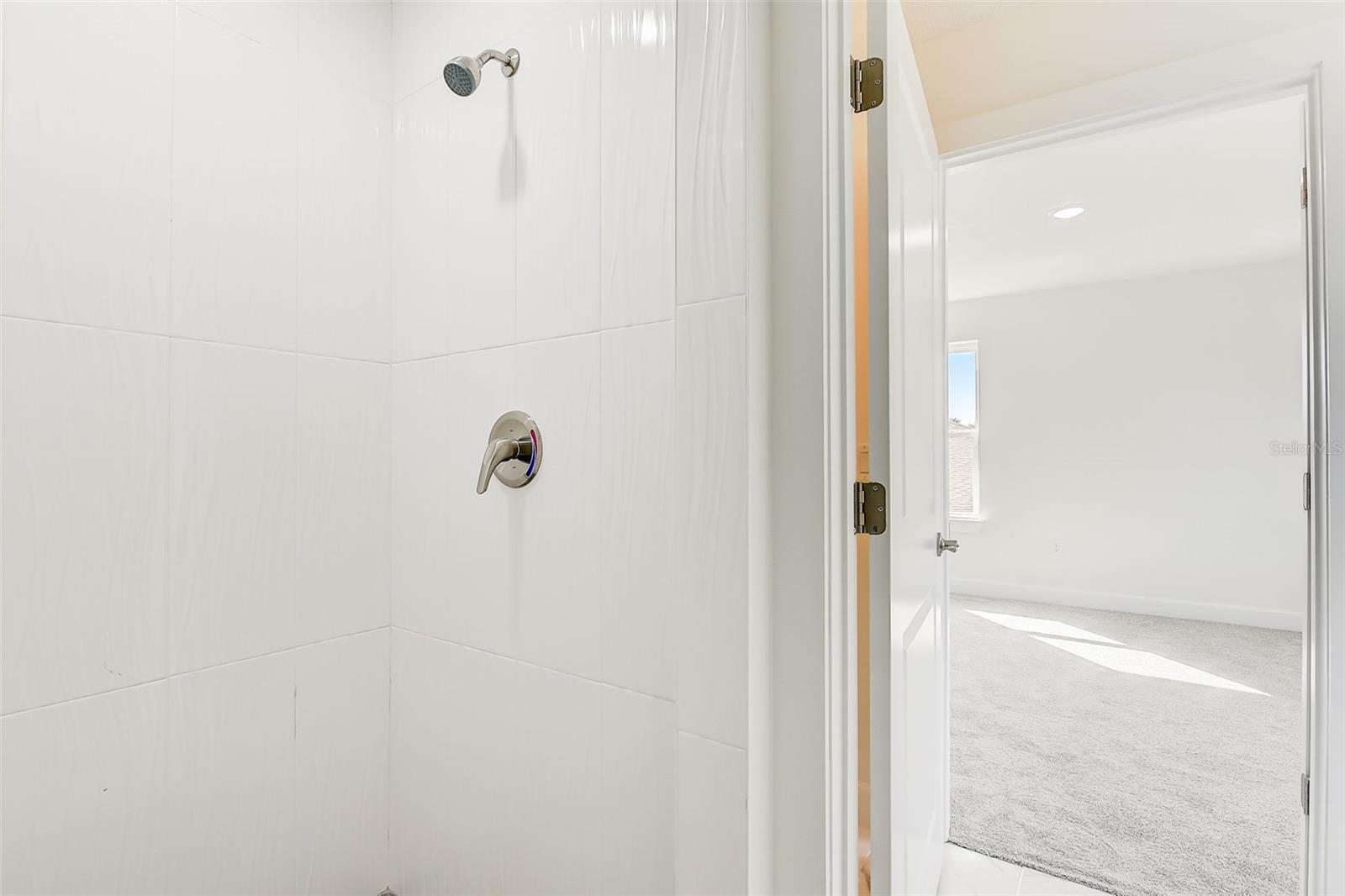 Image 38 of 48 For 3889 Walker Road