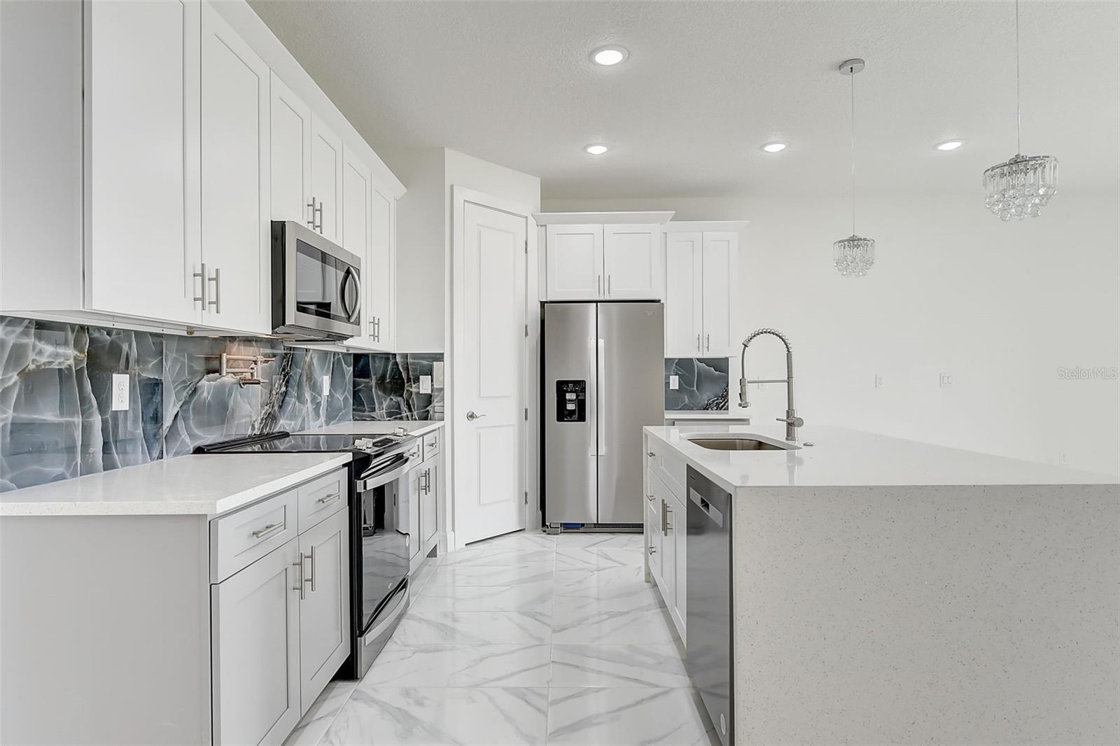 Image 8 of 48 For 3889 Walker Road