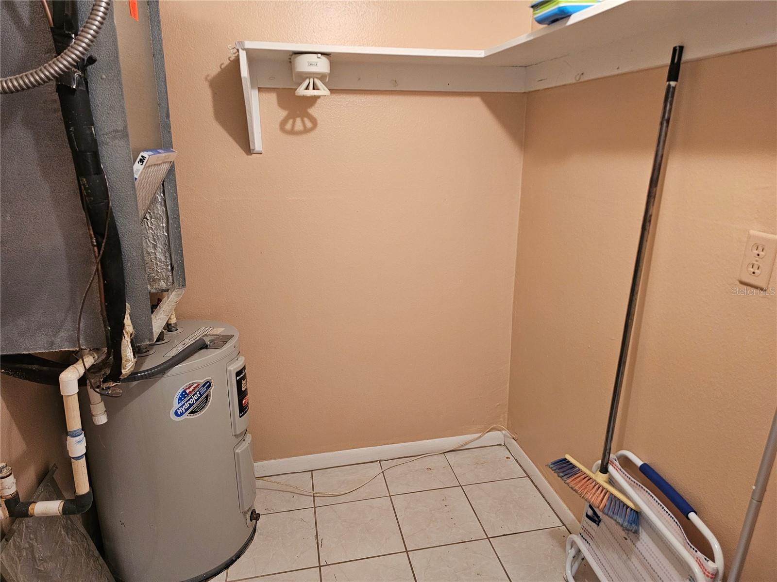 Image 9 of 16 For 2525 Bay Drive B22