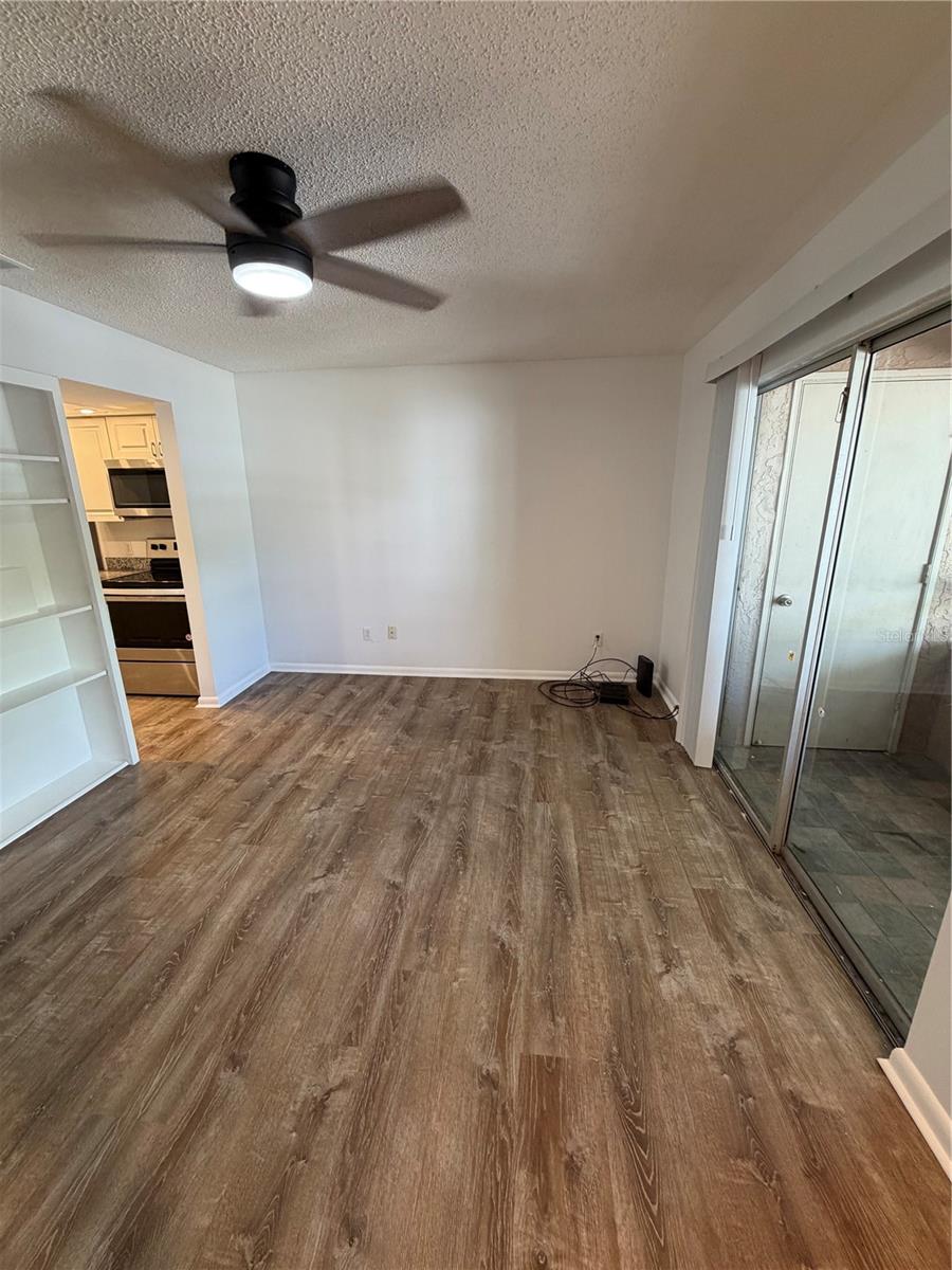 Image 7 of 22 For 4508 Oak Drive T72