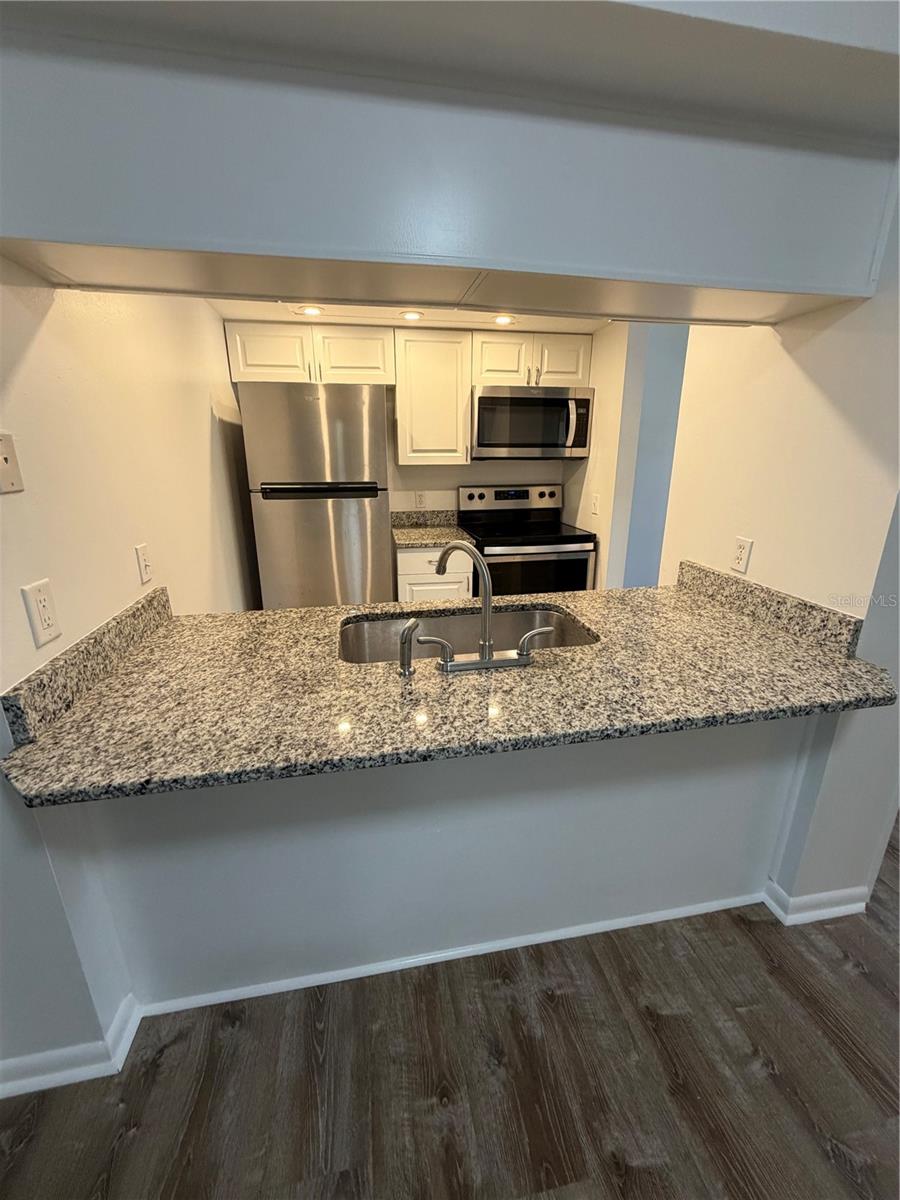 Image 9 of 22 For 4508 Oak Drive T72