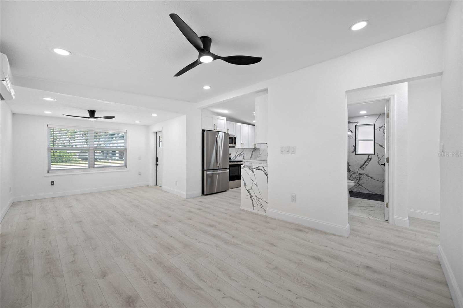 Image 6 of 31 For 6908 11th Avenue E