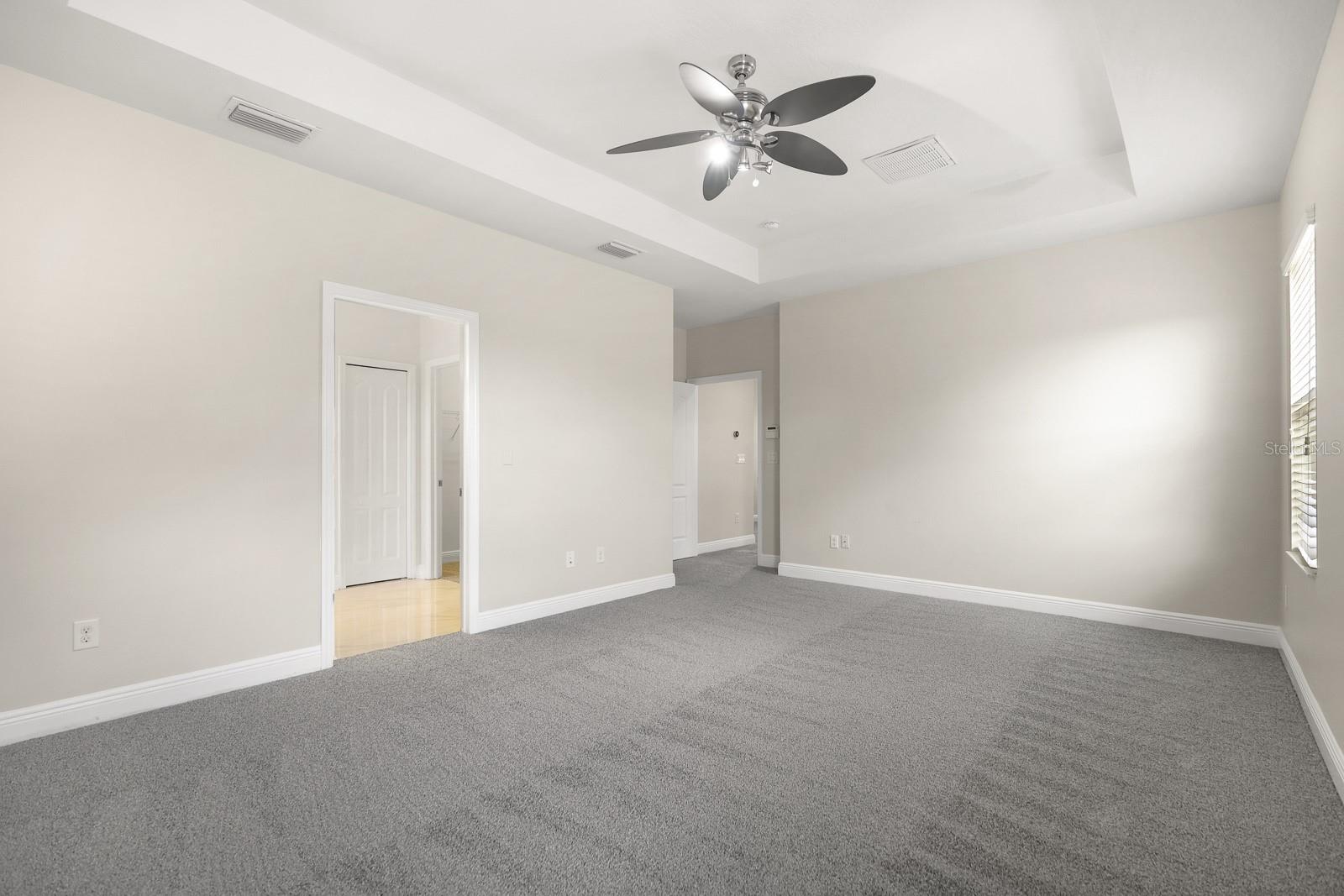 Image 24 of 48 For 6821 Park Strand Drive