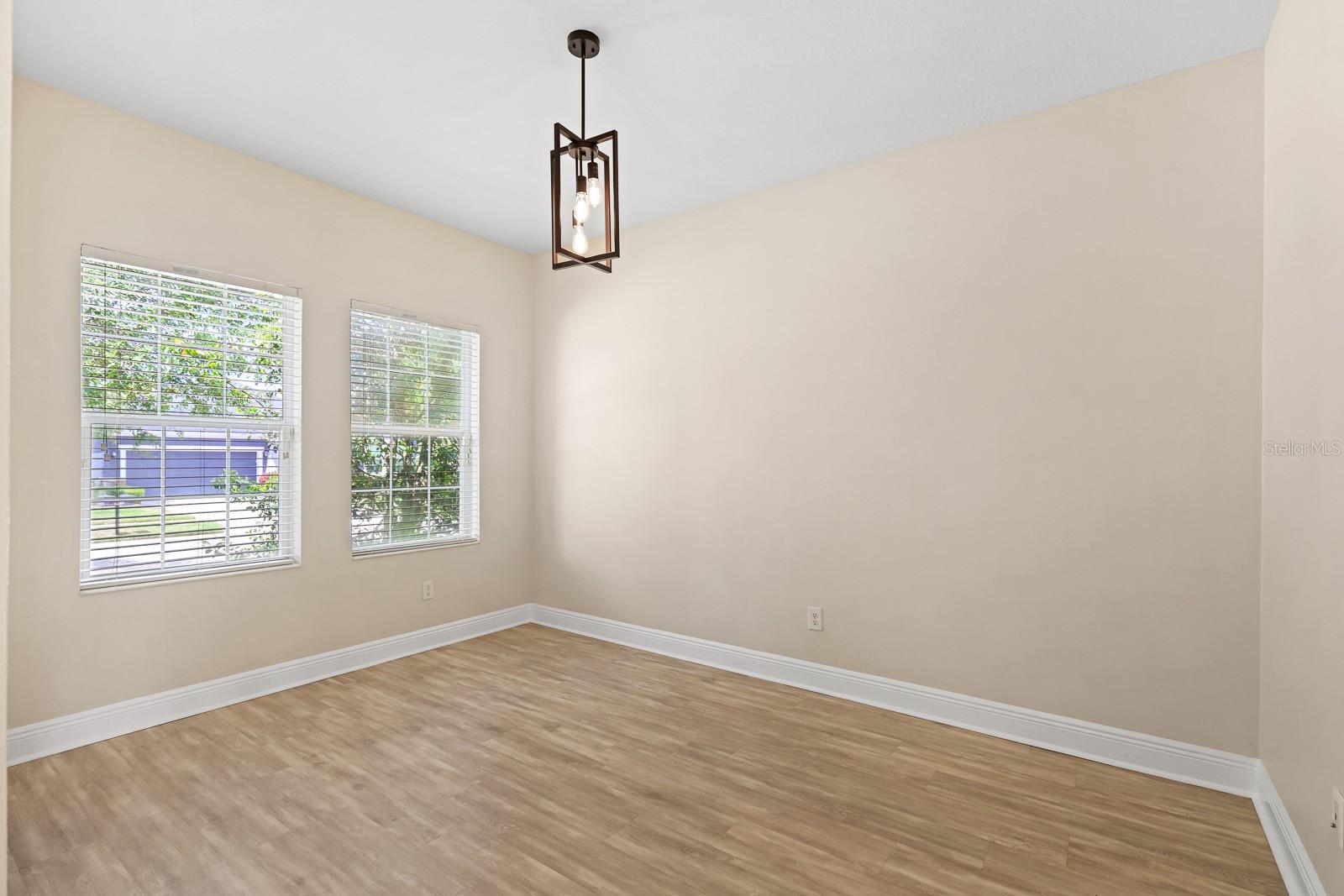 Image 6 of 48 For 6821 Park Strand Drive