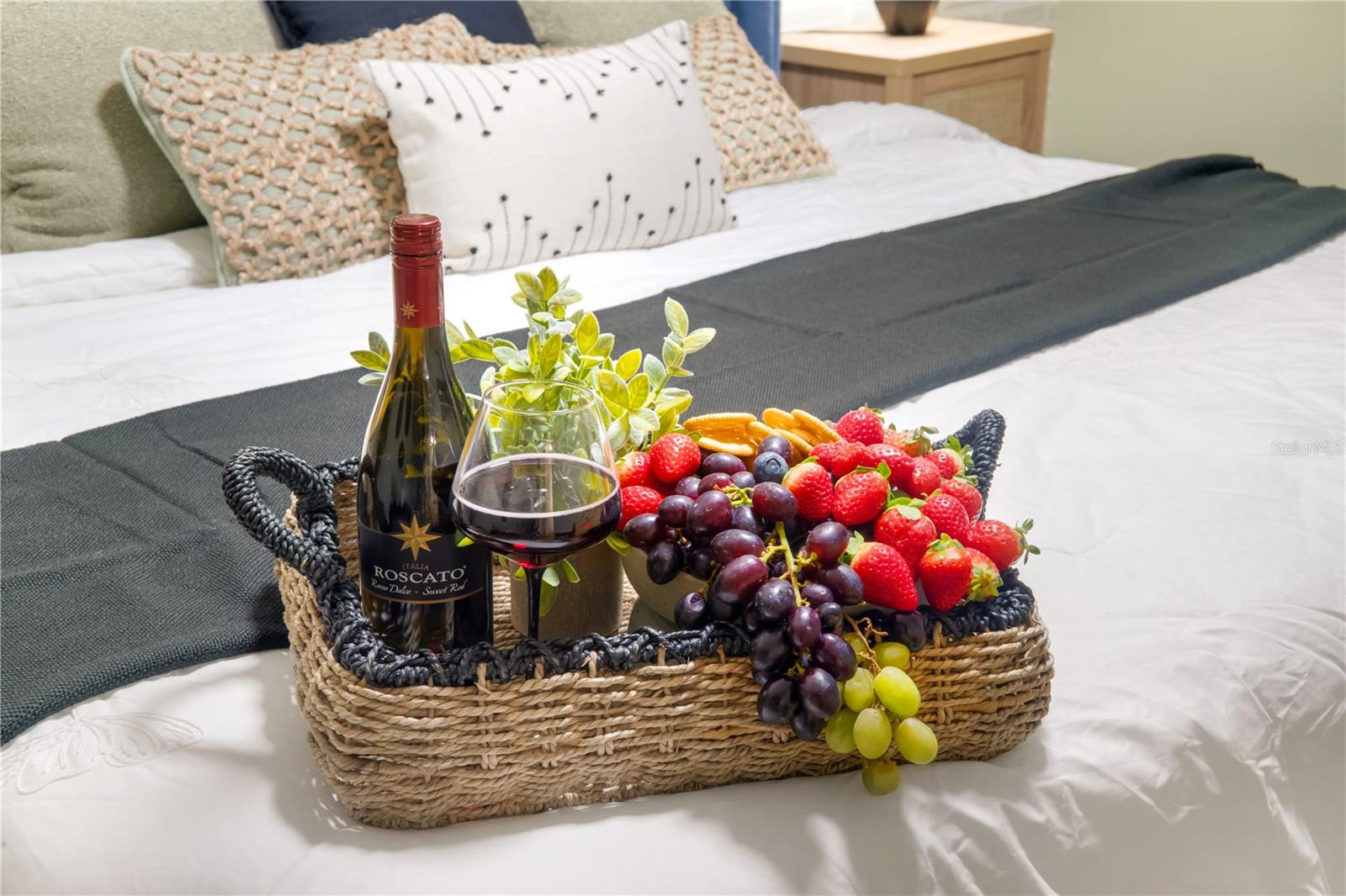 Image 41 of 42 For 1215 North Street