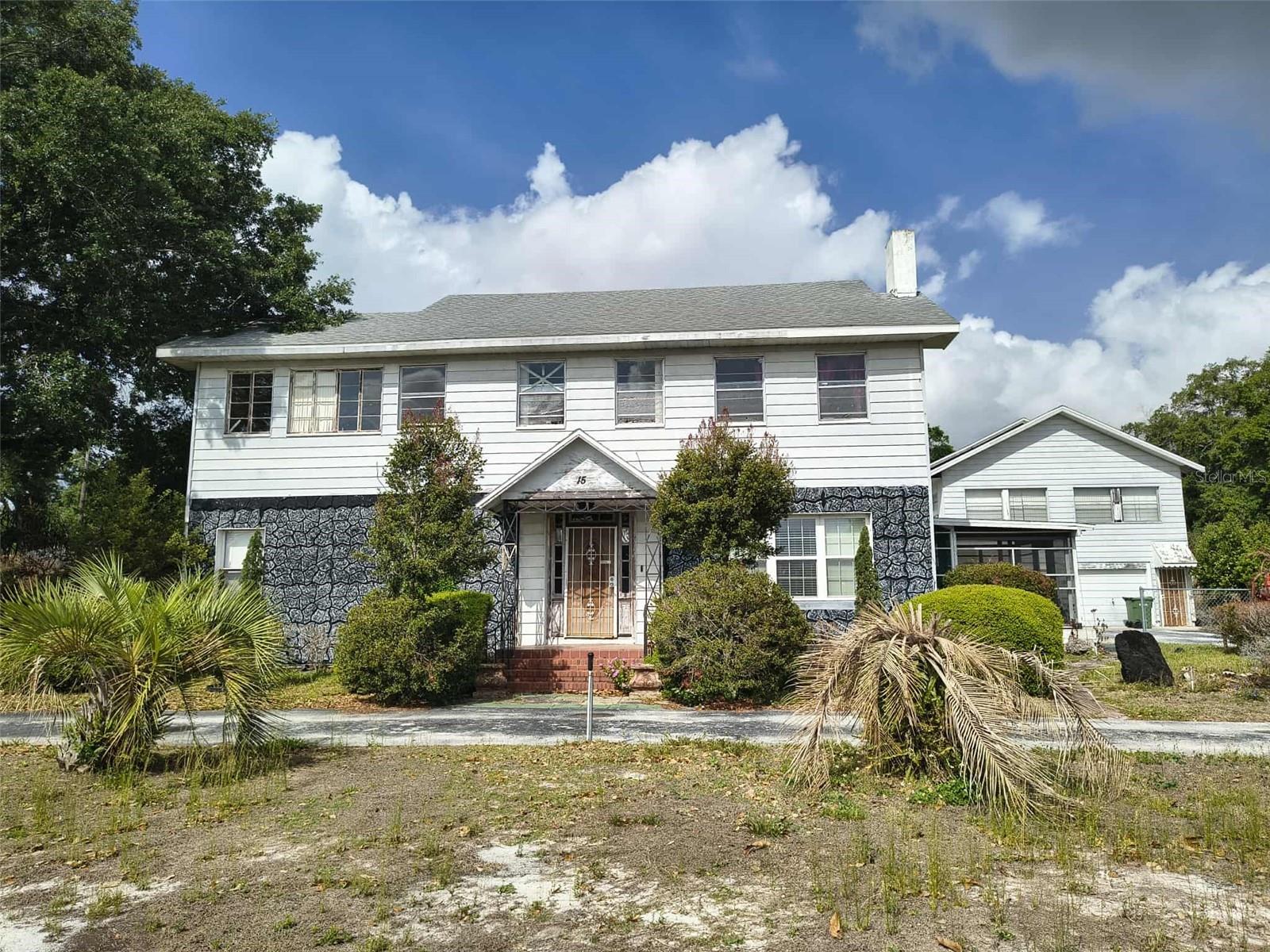 Details for 15 Lake Howard Drive Nw, WINTER HAVEN, FL 33880