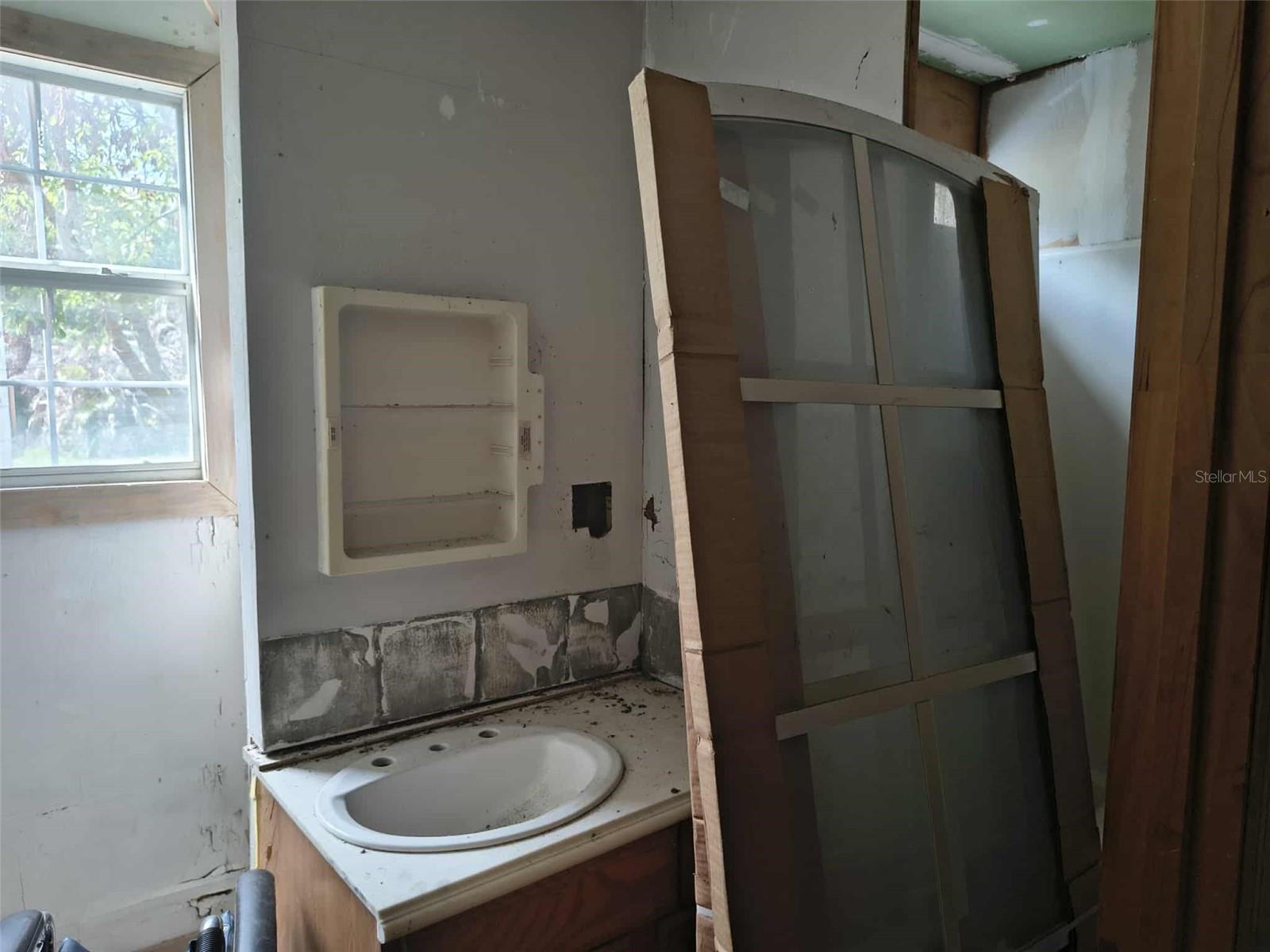 Image 30 of 30 For 15 Lake Howard Drive Nw