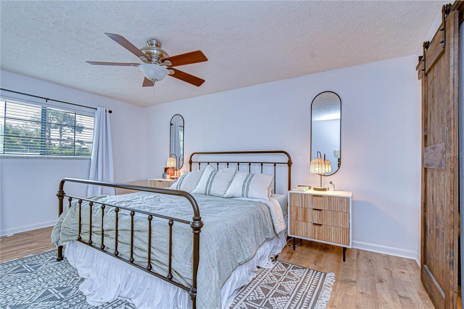 Image 17 of 32 For 819 Bluegrass Lane