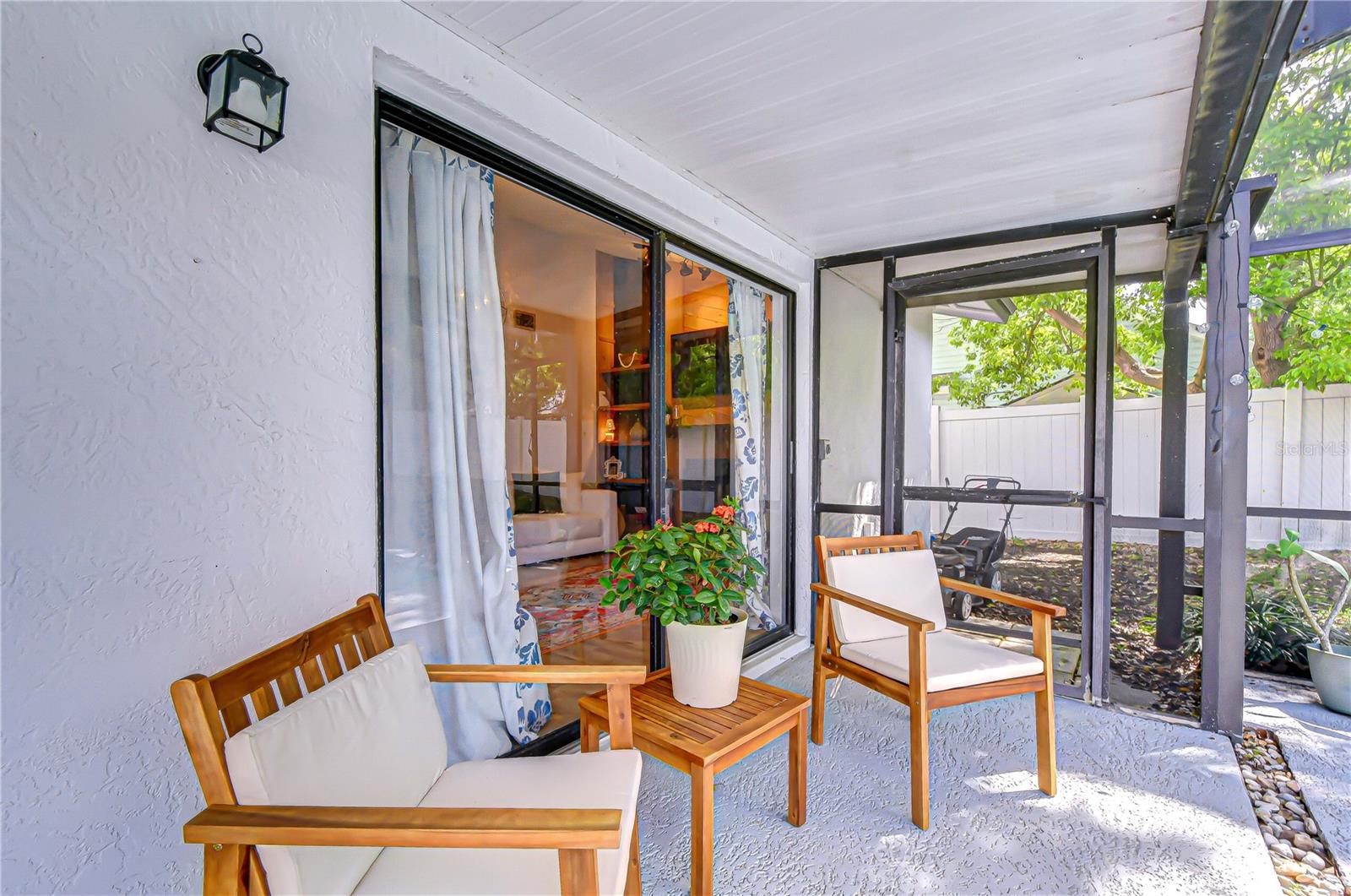 Image 27 of 32 For 819 Bluegrass Lane