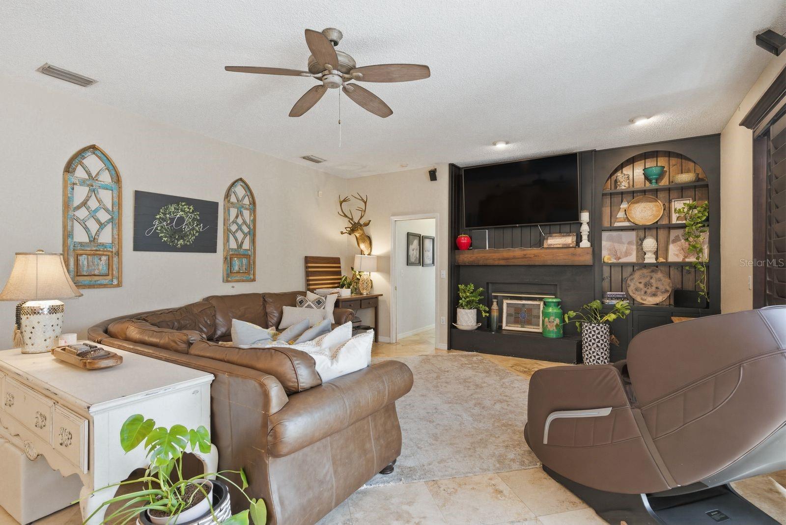 Image 15 of 65 For 2016 Swan Lane