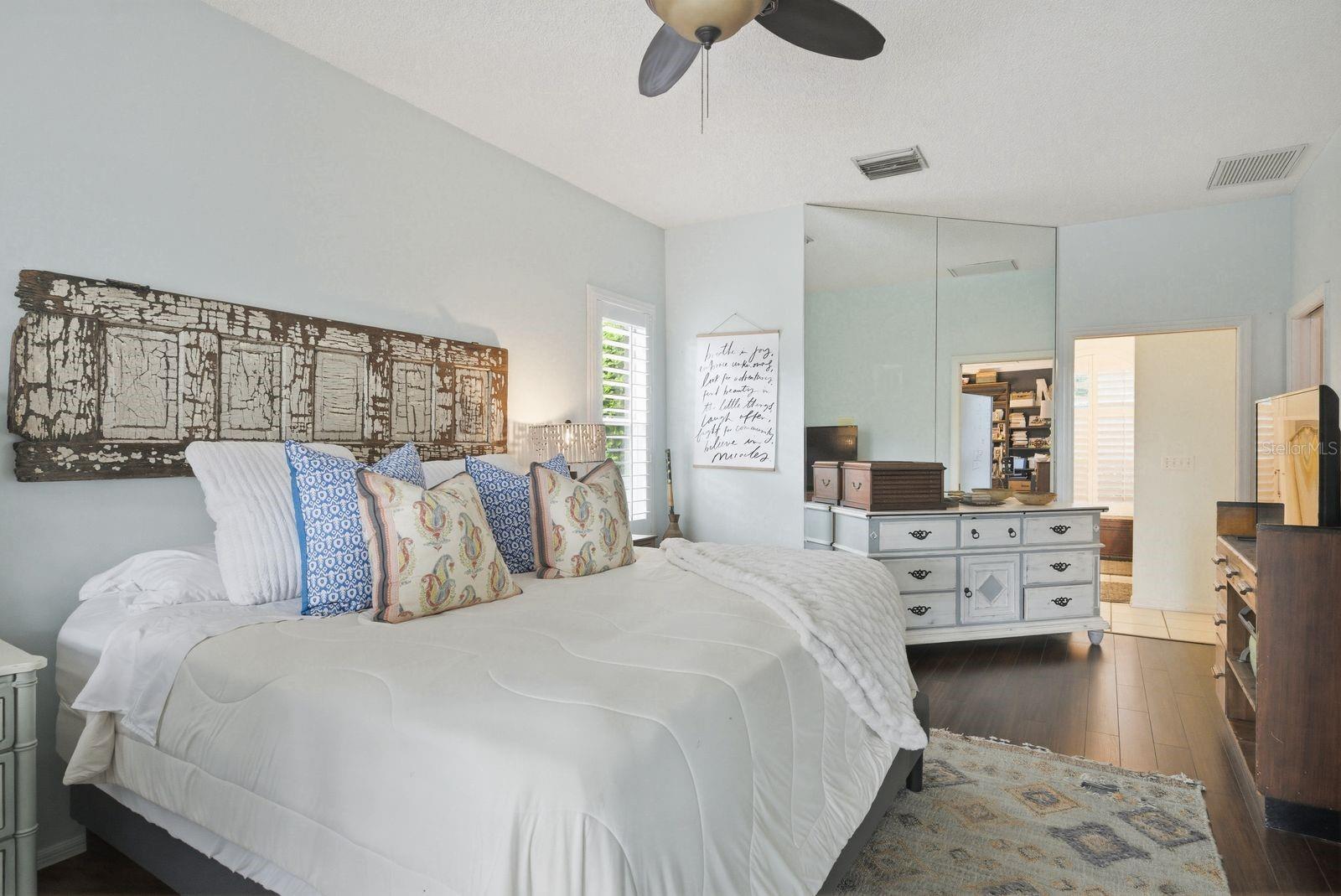 Image 28 of 65 For 2016 Swan Lane