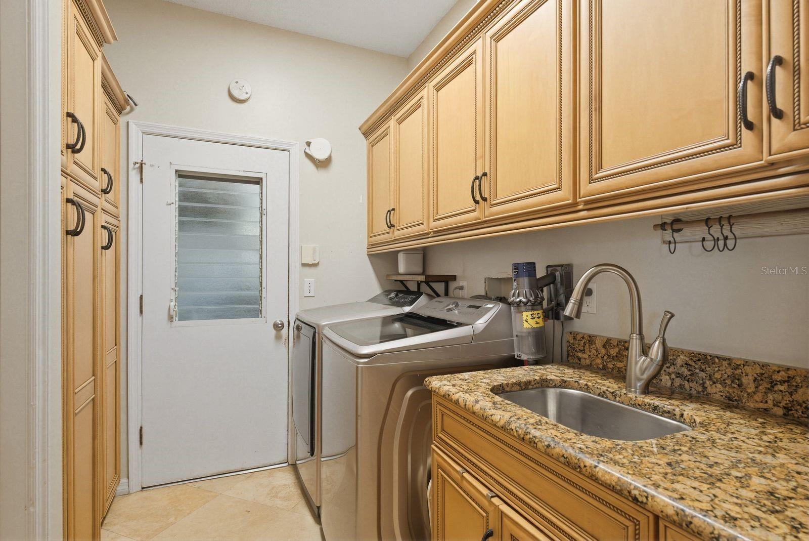 Image 42 of 65 For 2016 Swan Lane