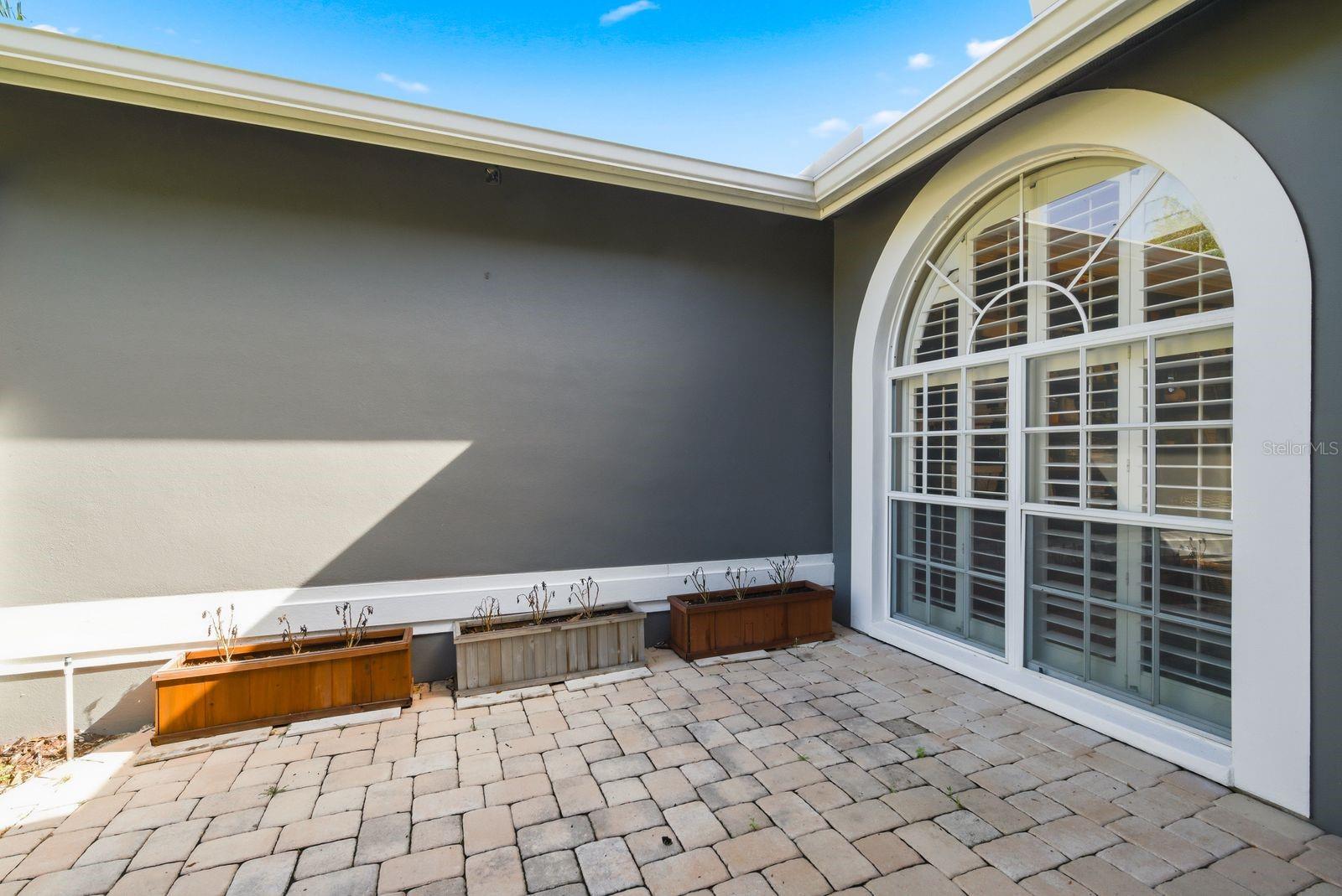 Image 5 of 65 For 2016 Swan Lane