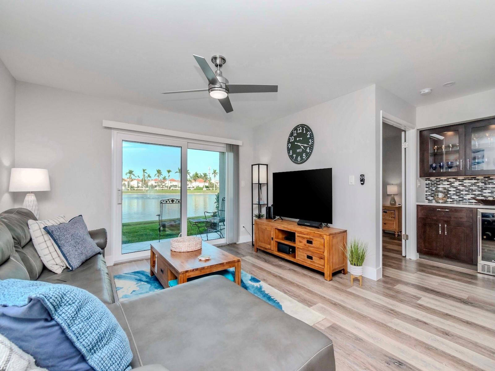 Image 13 of 49 For 6100 Bahia Del Mar Circle 102