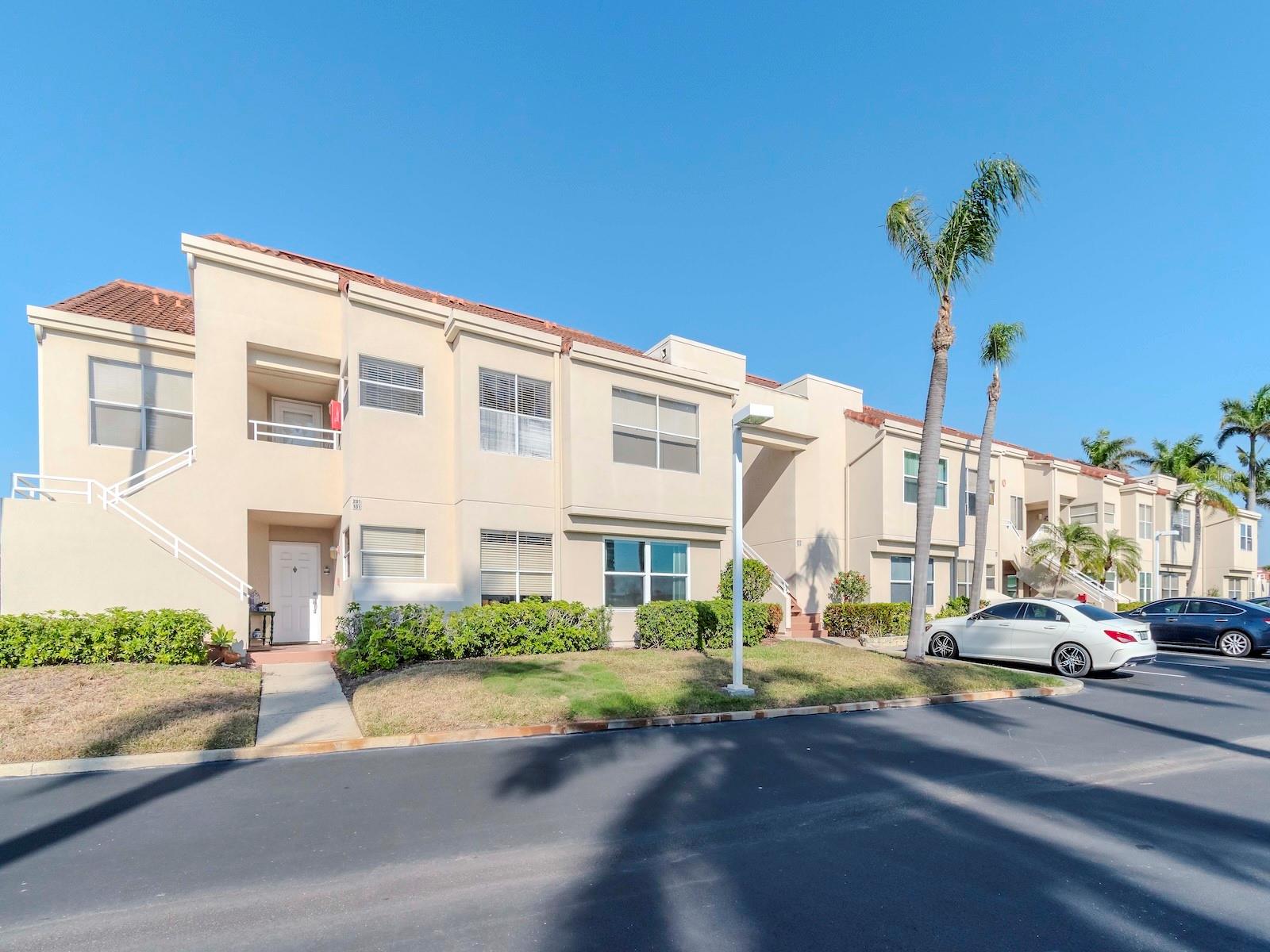 Image 3 of 49 For 6100 Bahia Del Mar Circle 102