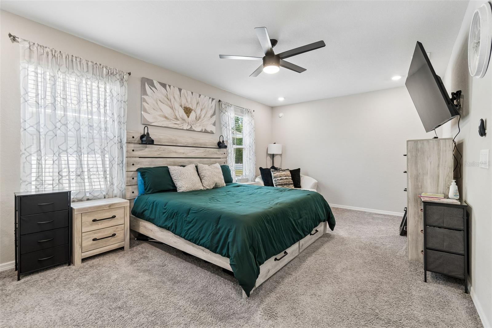 Image 15 of 59 For 6396 Gardner Drive