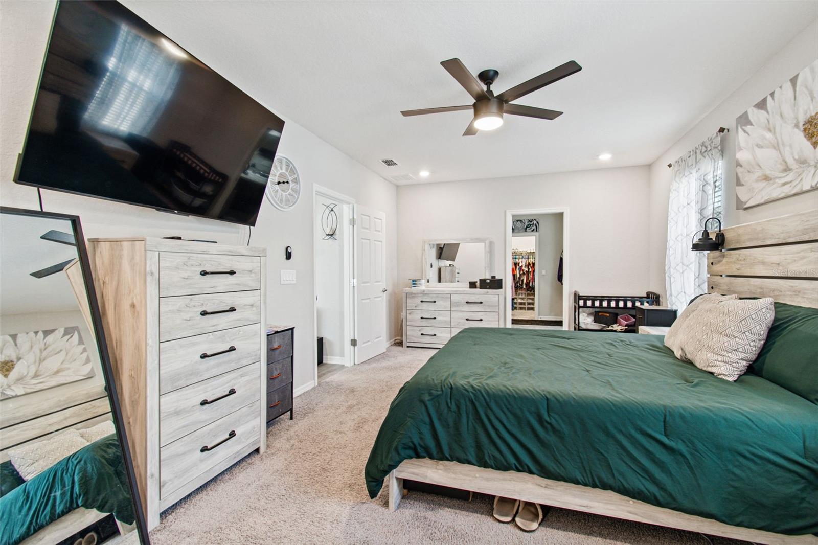 Image 16 of 59 For 6396 Gardner Drive