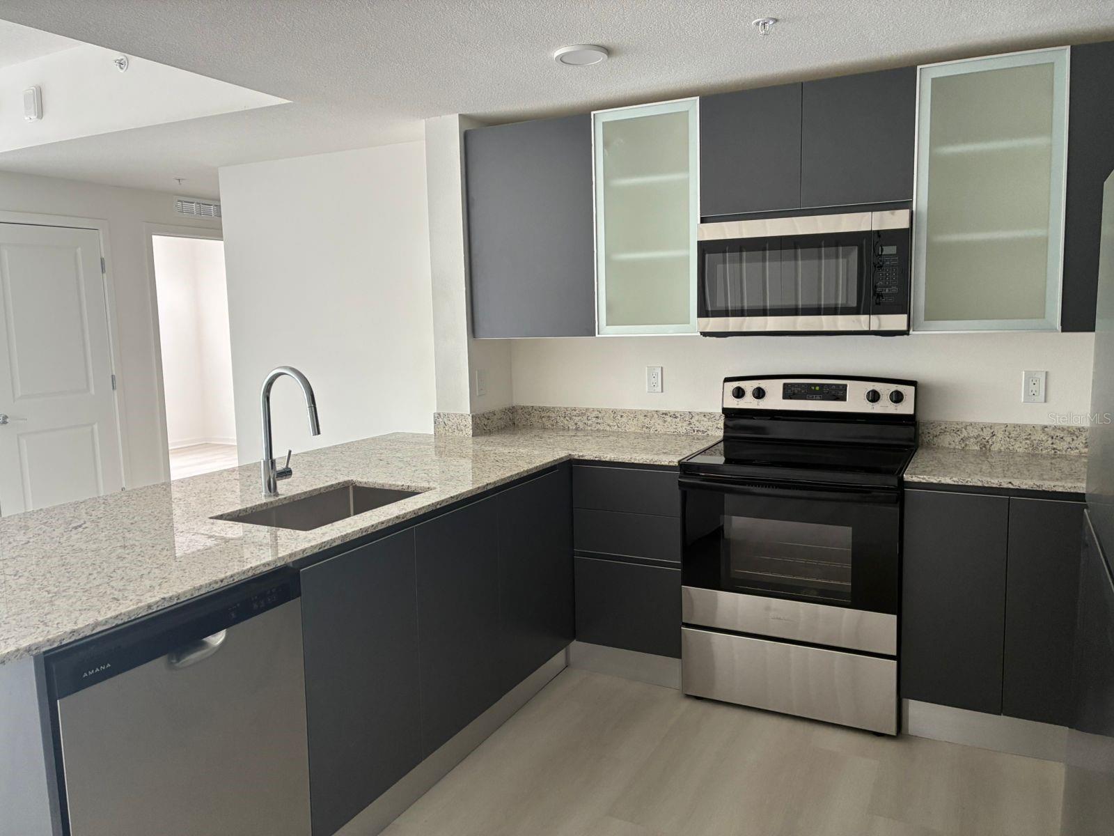 Image 18 of 72 For 5587 Millenia Park Boulevard 301