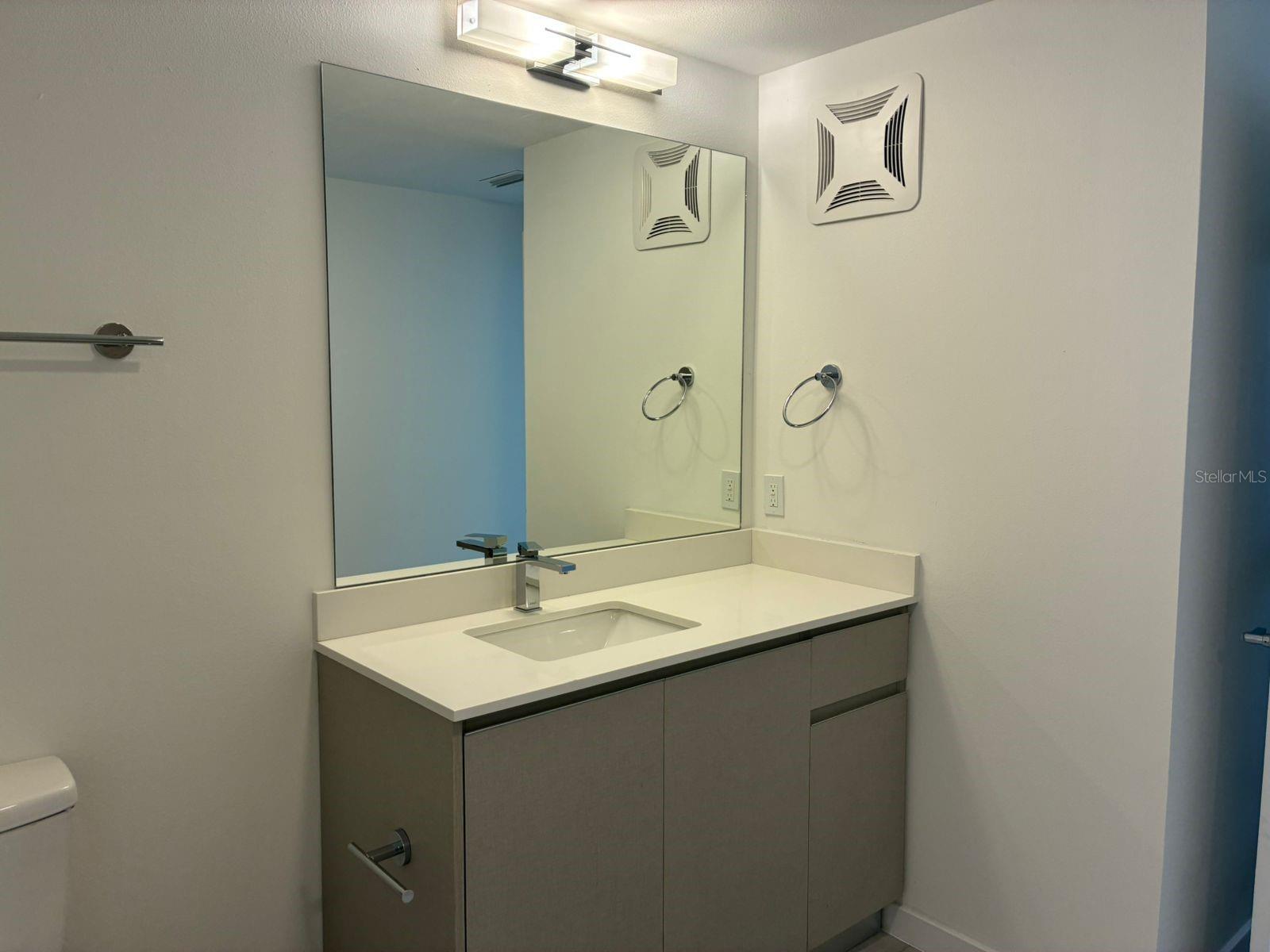 Image 41 of 72 For 5587 Millenia Park Boulevard 301