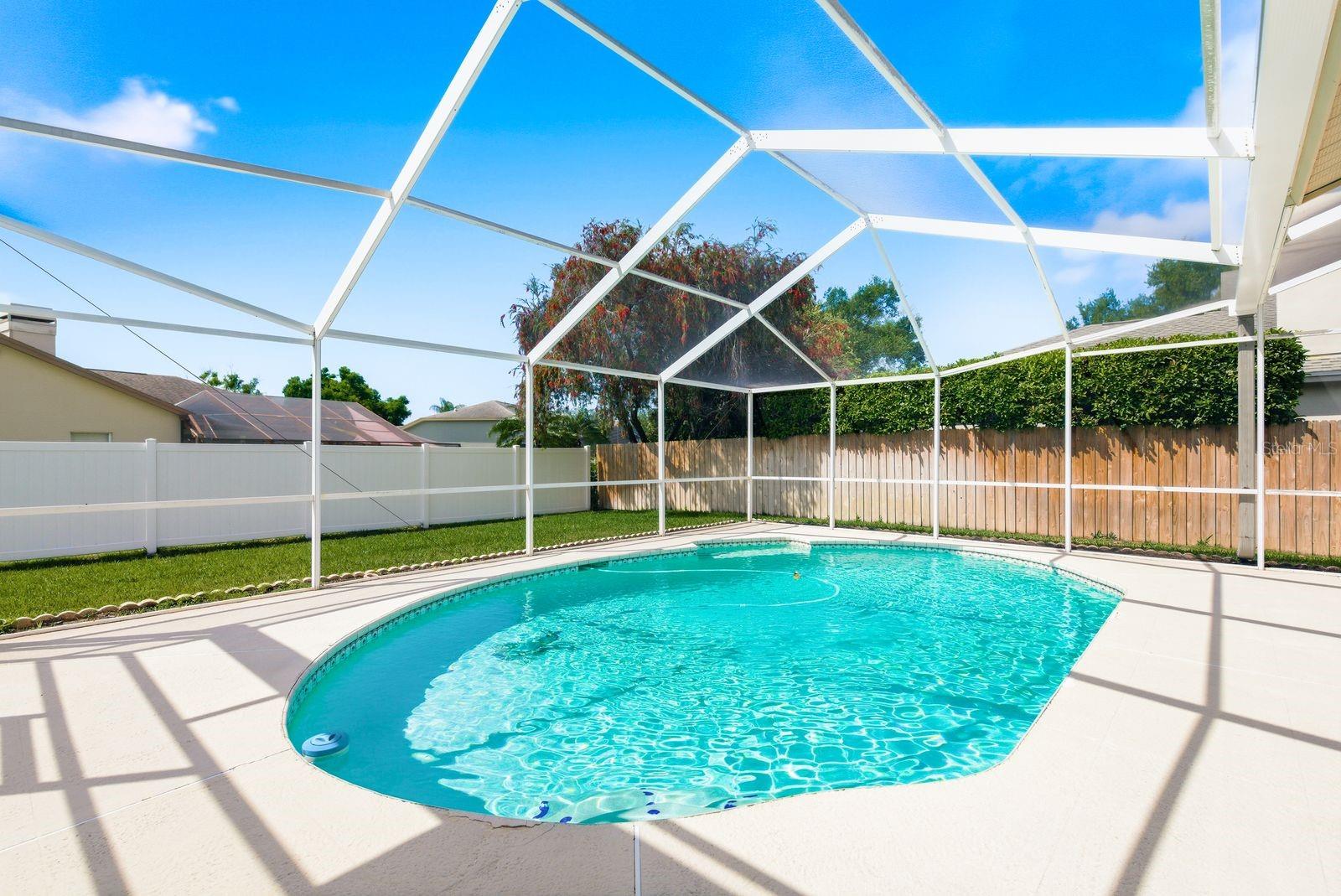 Image 32 of 38 For 537 Belted Kingfisher Drive N