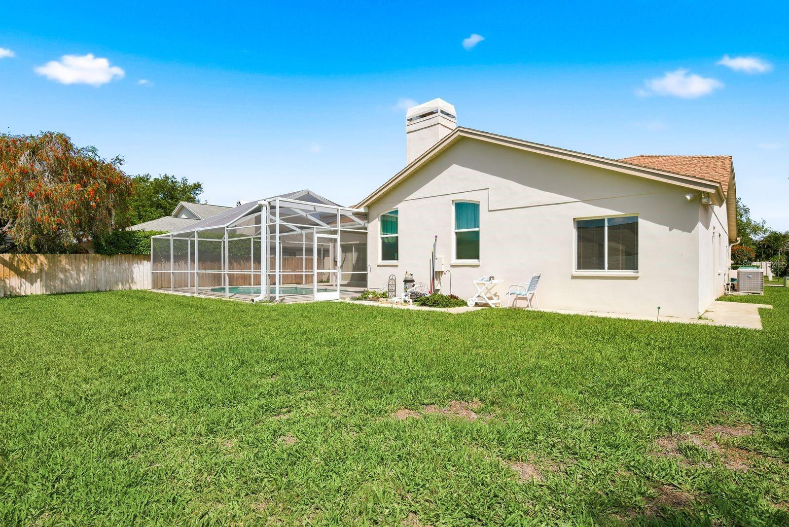 Image 37 of 38 For 537 Belted Kingfisher Drive N