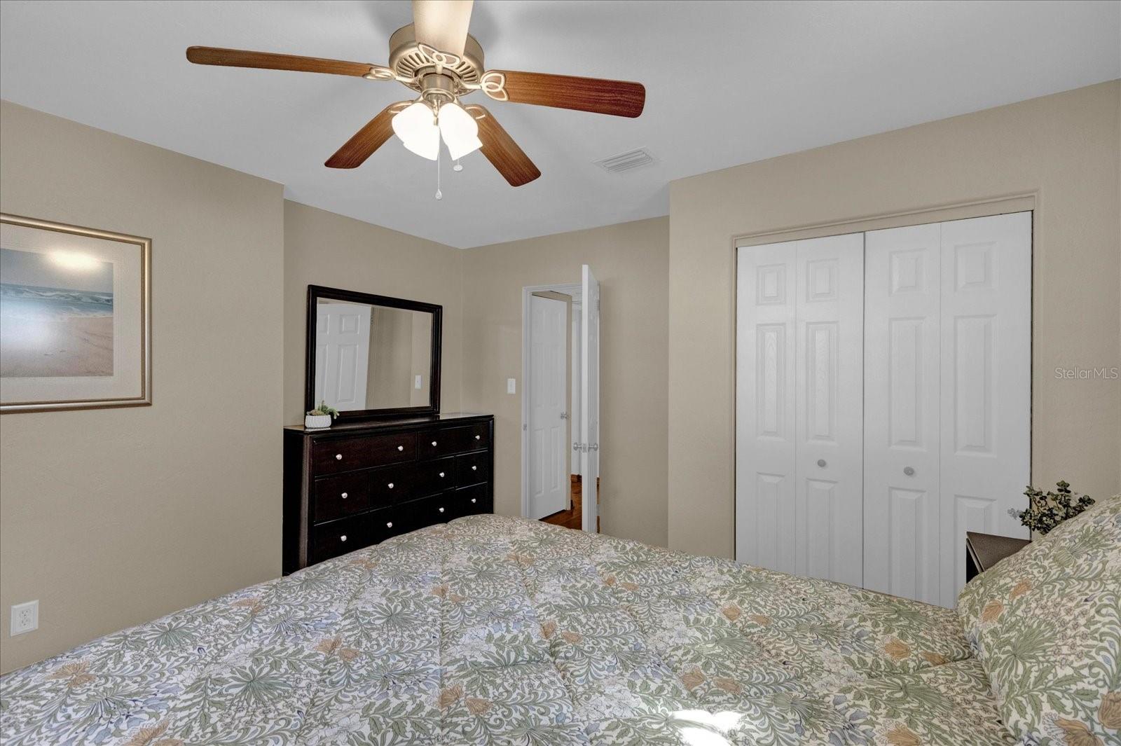 Image 13 of 21 For 4237 Dr Martin Luther King Jr Street N