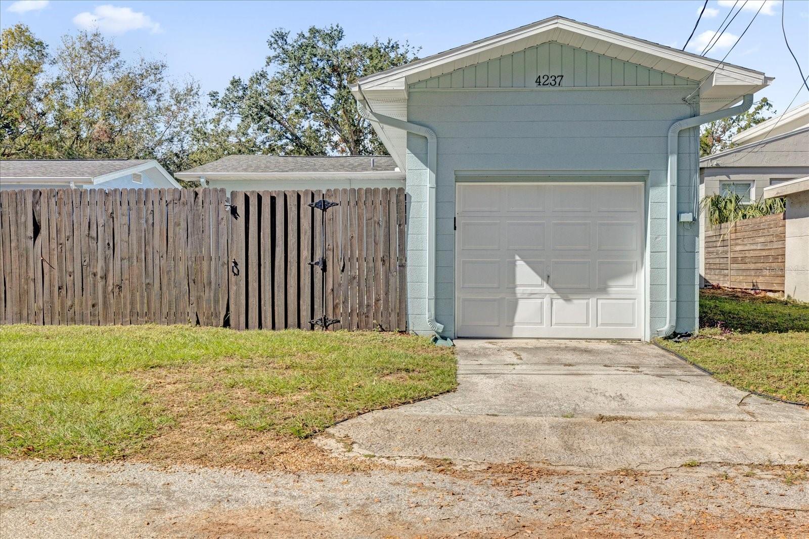 Image 19 of 21 For 4237 Dr Martin Luther King Jr Street N