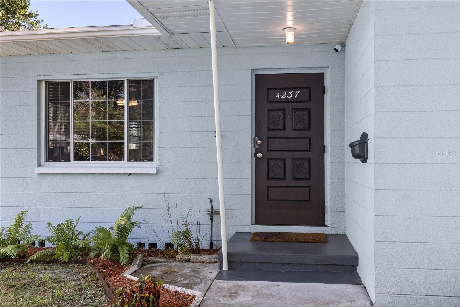 Image 2 of 21 For 4237 Dr Martin Luther King Jr Street N