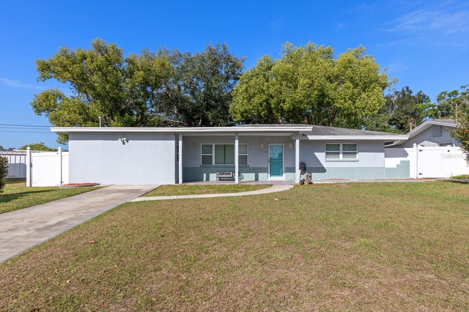 Details for 9940 108th Street, SEMINOLE, FL 33772