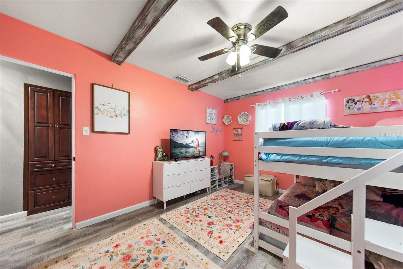 Image 15 of 25 For 9940 108th Street