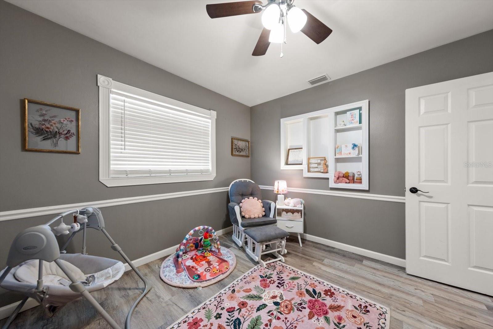 Image 18 of 25 For 9940 108th Street