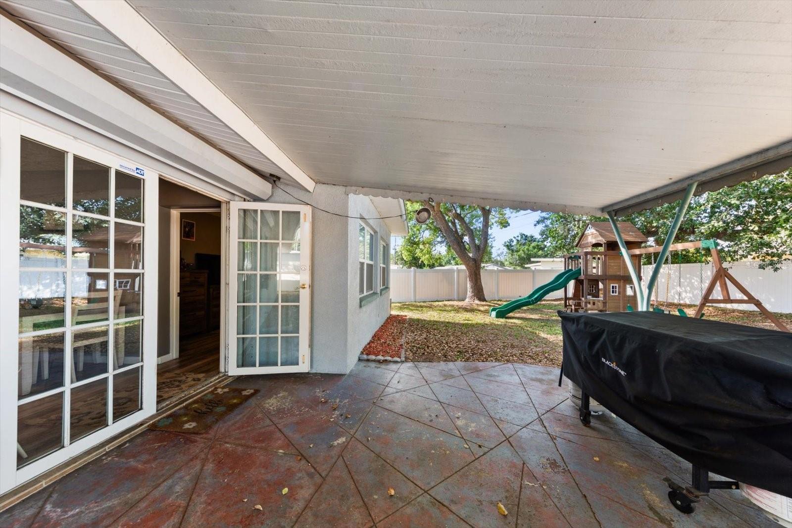 Image 23 of 25 For 9940 108th Street