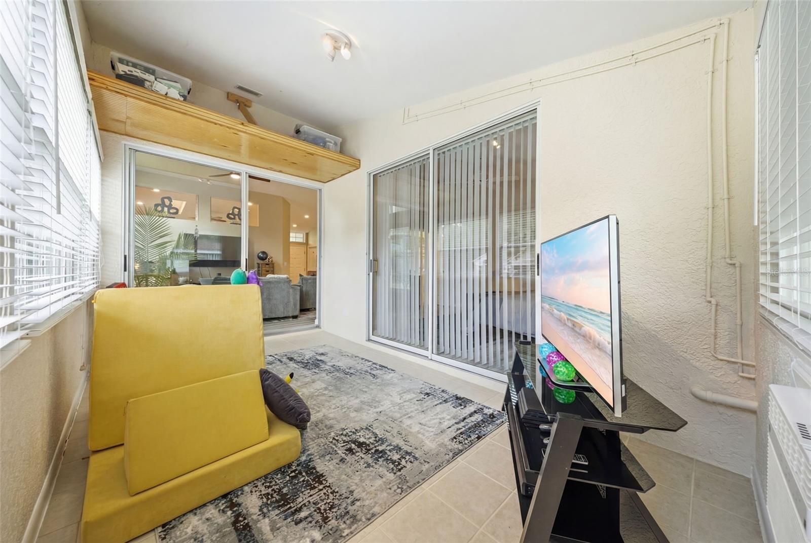 Image 23 of 50 For 4852 Ridgemoor Circle