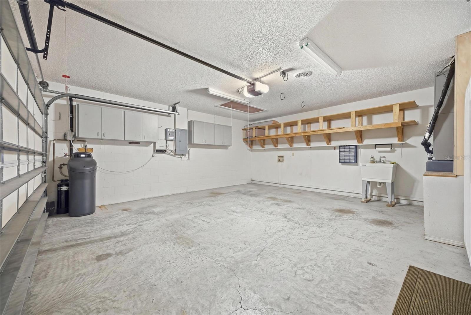 Image 30 of 50 For 4852 Ridgemoor Circle