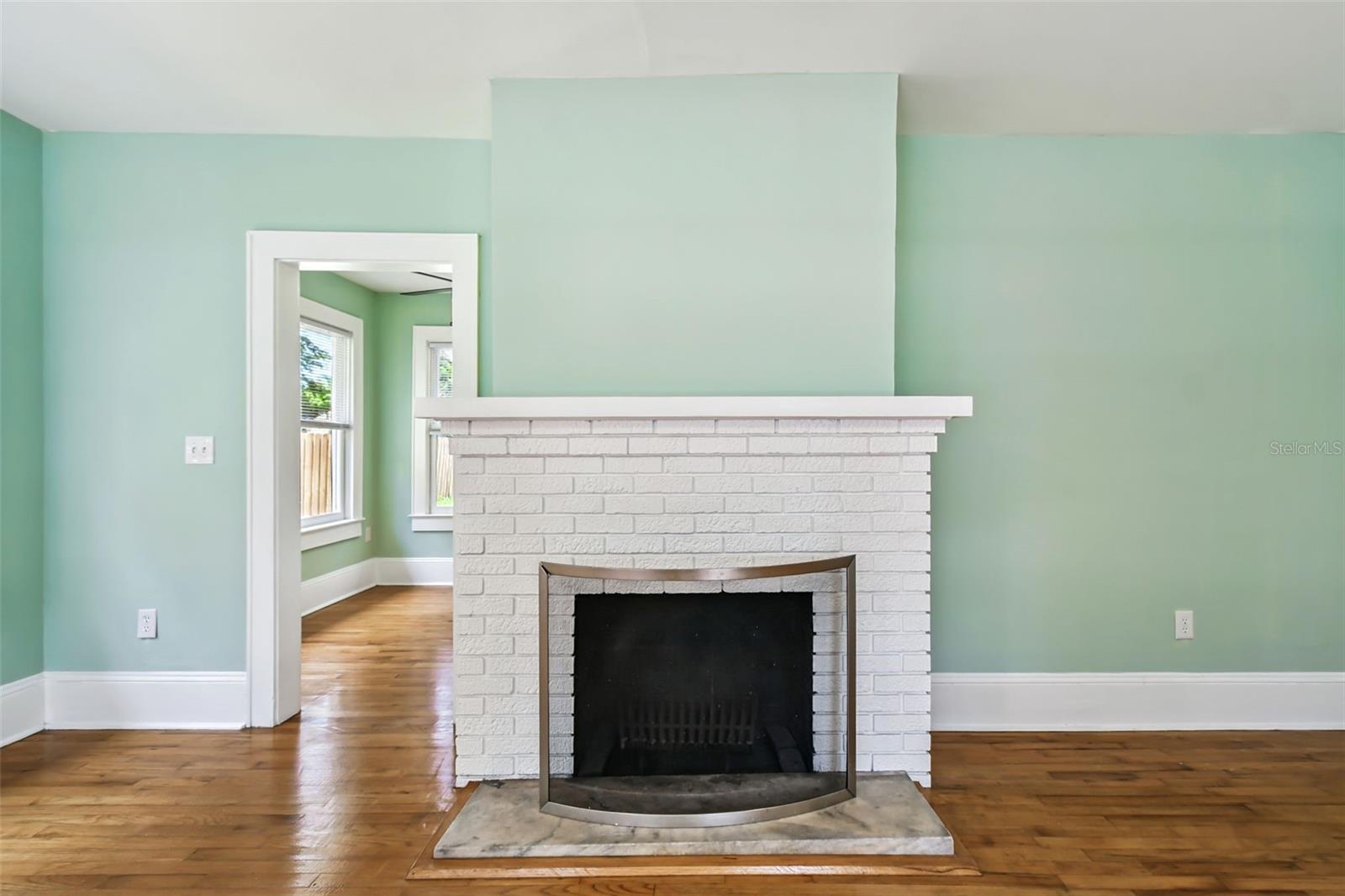 Image 13 of 75 For 758 Wood Street