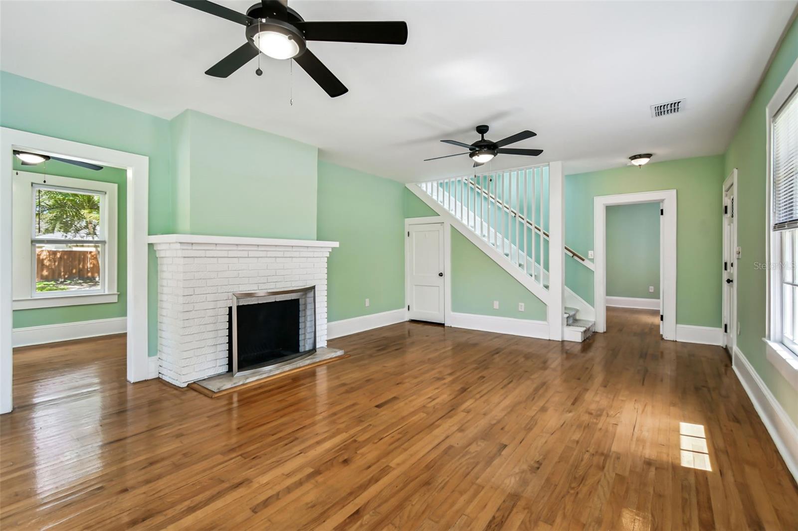 Image 14 of 75 For 758 Wood Street