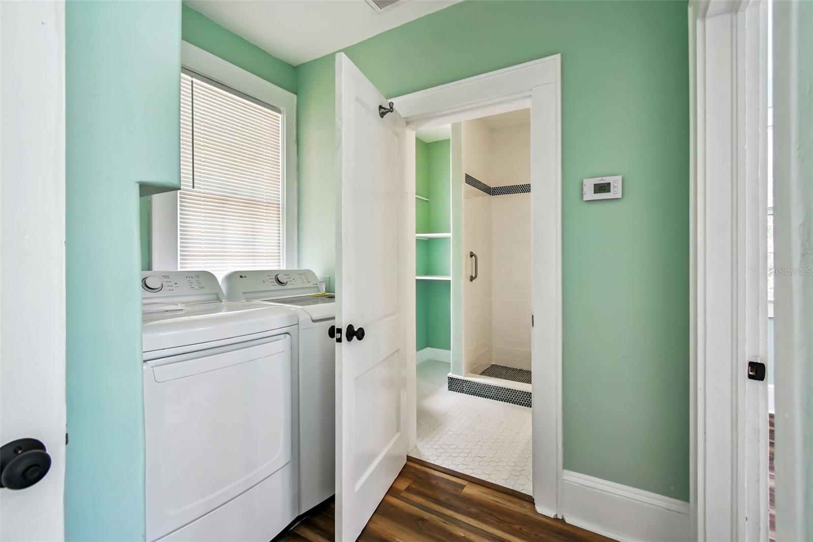 Image 40 of 75 For 758 Wood Street