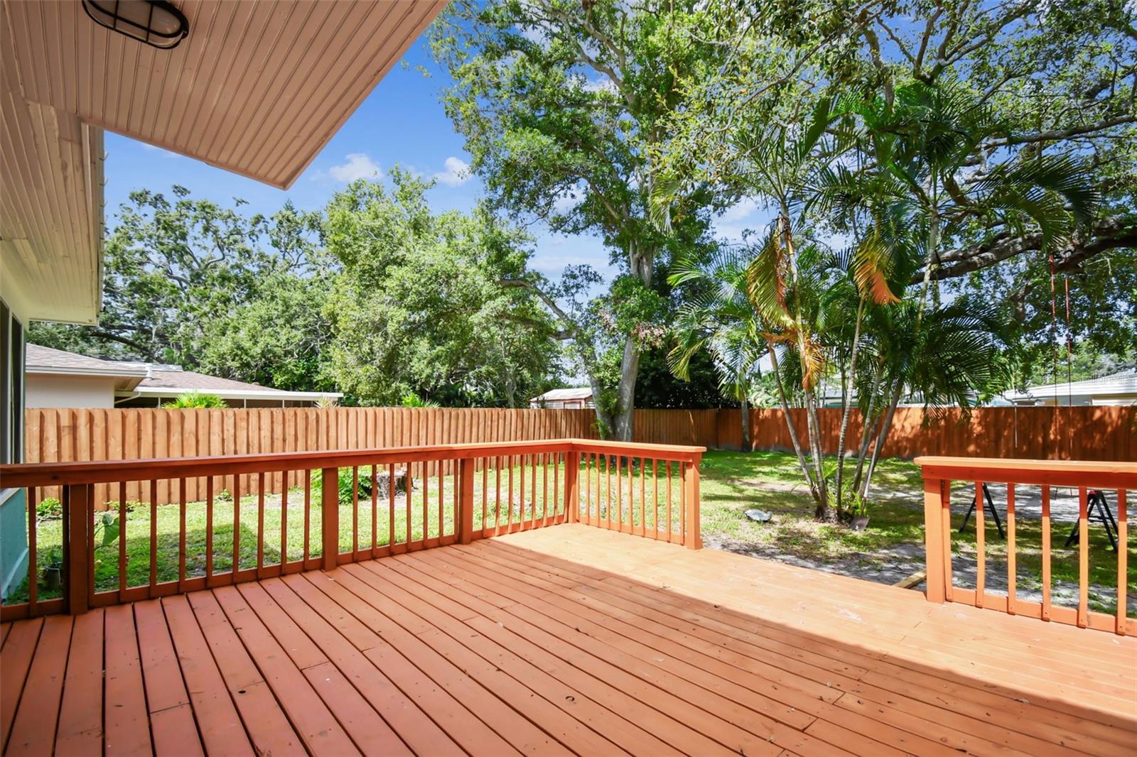 Image 58 of 75 For 758 Wood Street