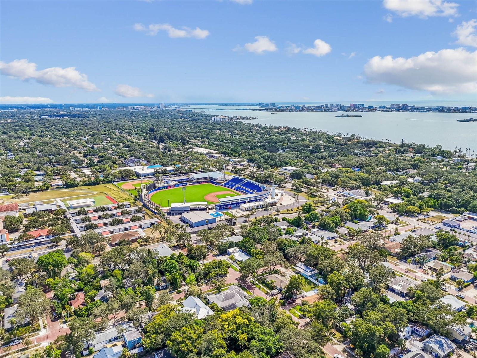 Image 73 of 75 For 758 Wood Street