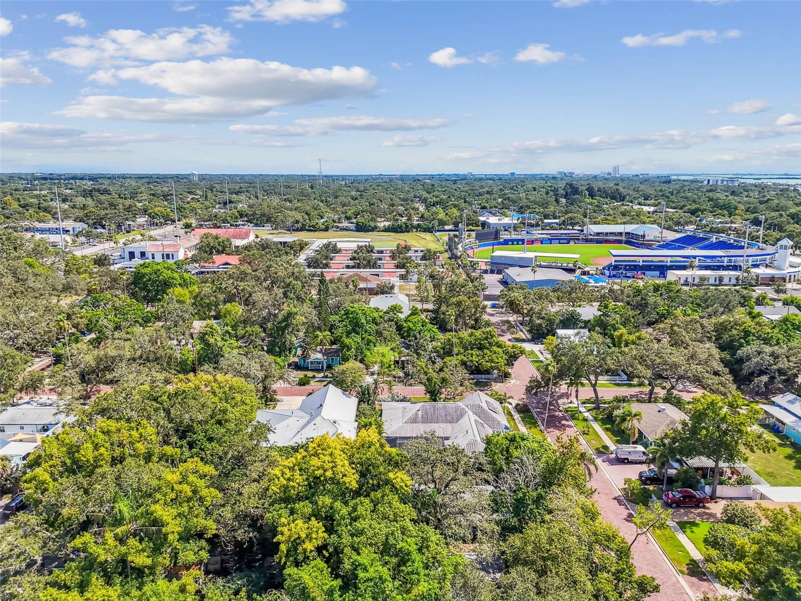 Image 74 of 75 For 758 Wood Street